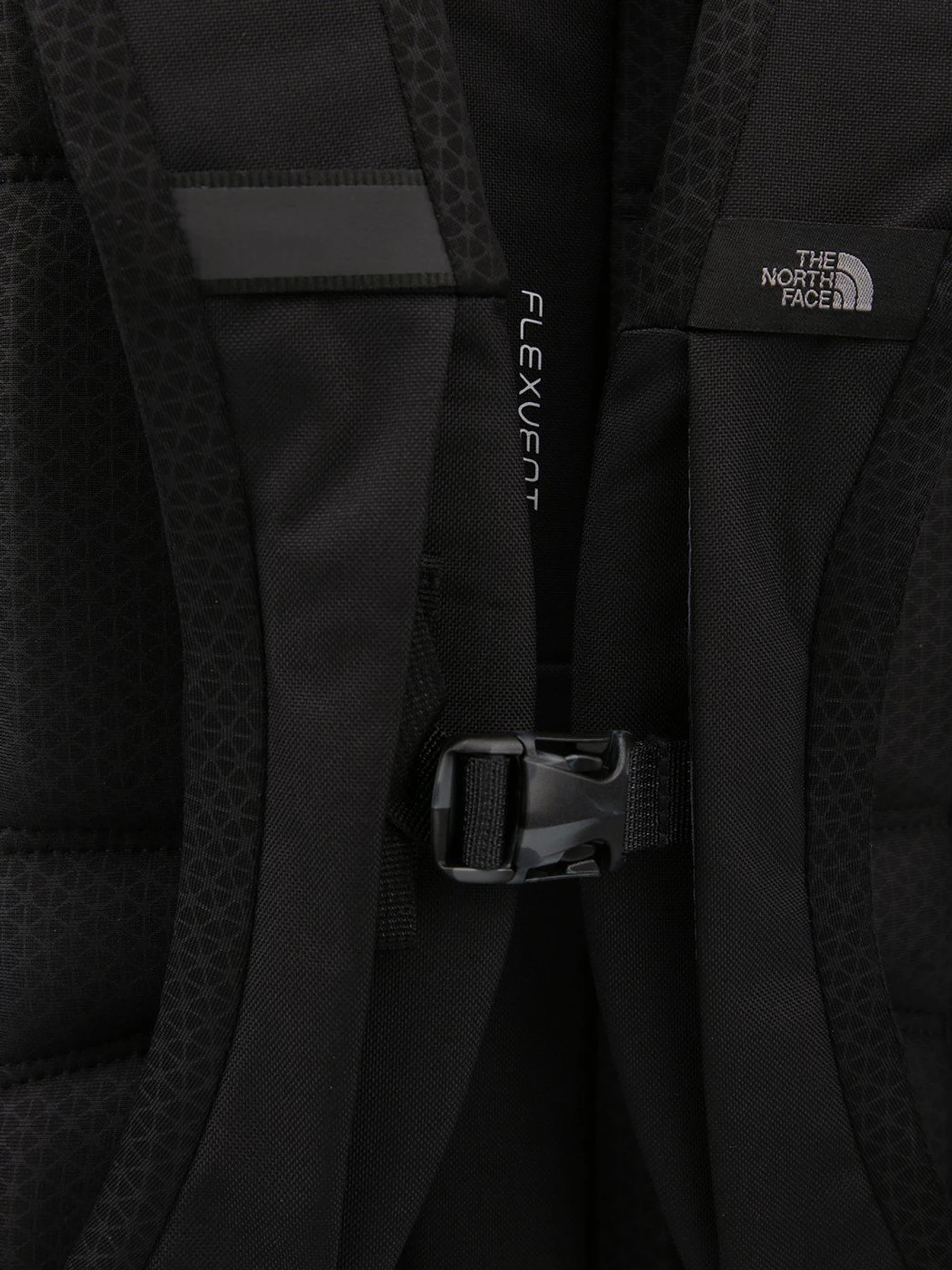 Рюкзаки The North Face Vault модель NF0A3VY2T971 Рюкзаки The North Face Vault модель NF0A3VY2T971 Фото