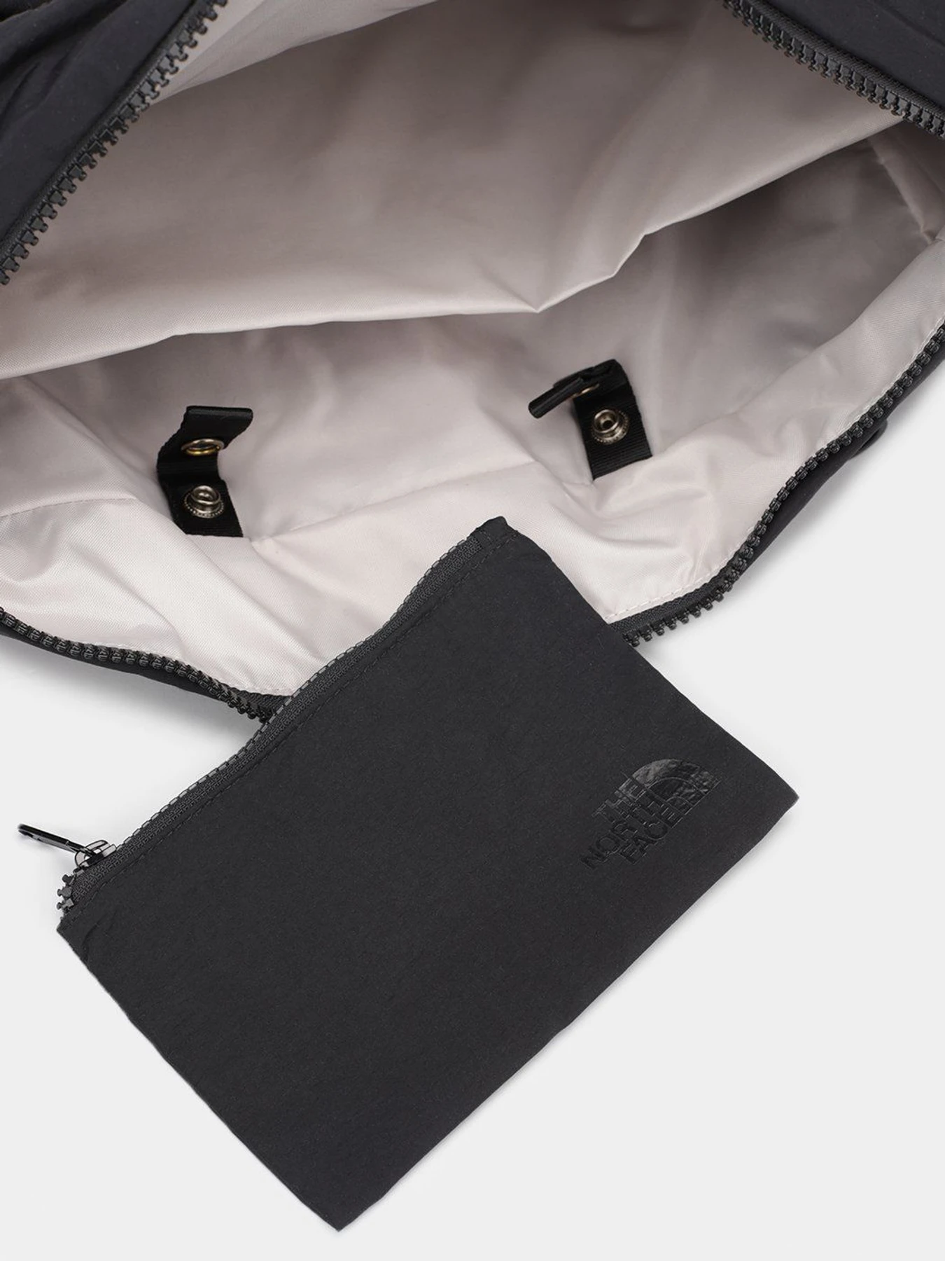 Сумки The North Face Never Stop Tote модель NF0A52T6KX71 Сумки The North Face Never Stop Tote модель NF0A52T6KX71 Фото