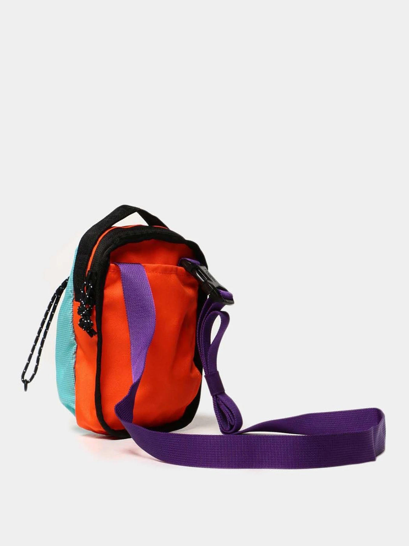 Сумки The North Face BOZER CROSS BODY модель NF0A52RY1S01 Сумки The North Face BOZER CROSS BODY модель NF0A52RY1S01 Фото