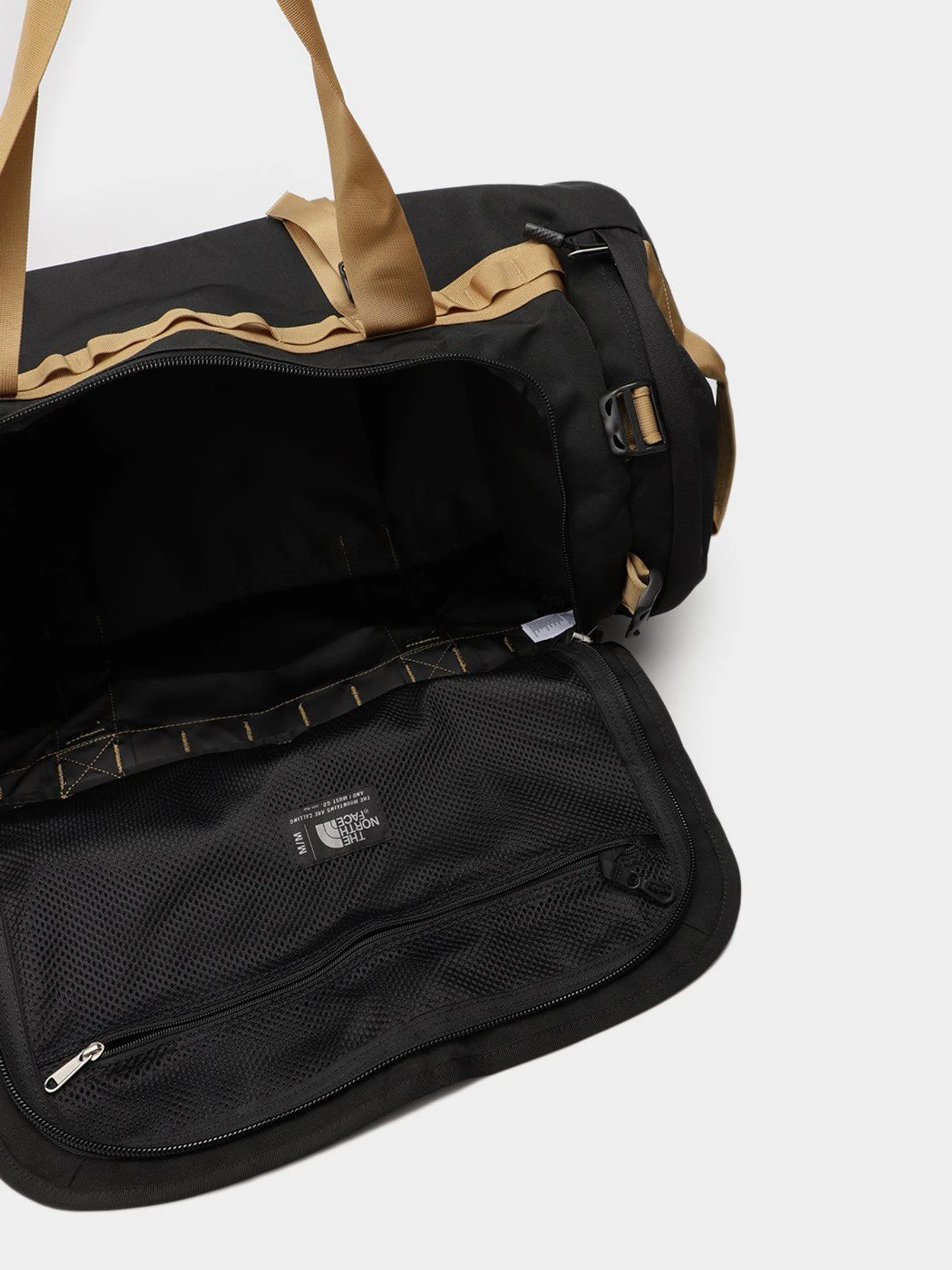 Дорожные сумки и чемоданы The North Face Gilman Duffel модель NF0A4VQ1WVW1 Дорожные сумки и чемоданы The North Face Gilman Duffel модель NF0A4VQ1WVW1 Фото