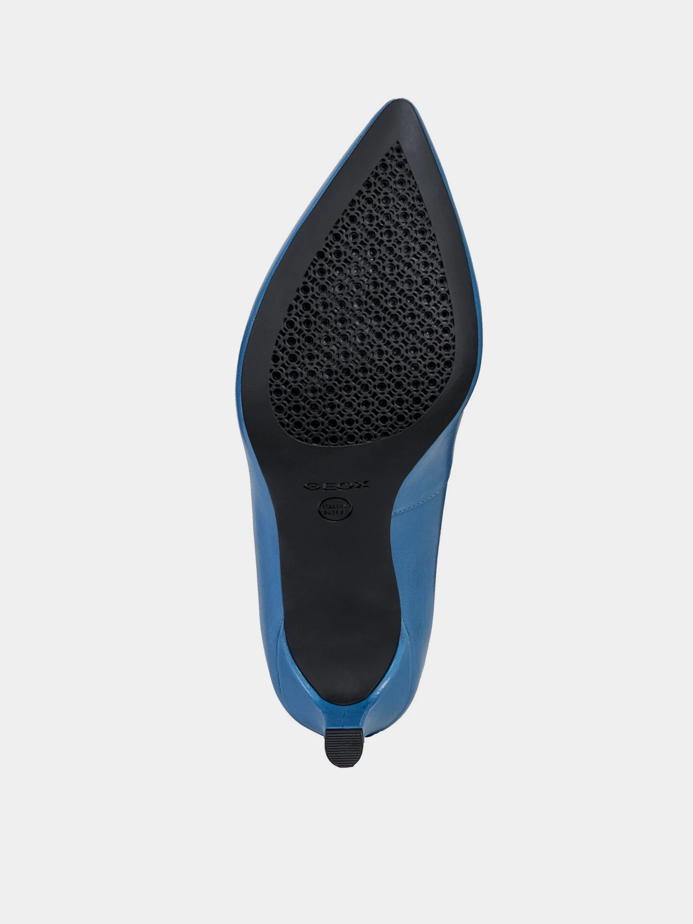 Туфли и лоферы Geox BIBBIANA модель D829CA-00043-C4005 Туфли и лоферы Geox BIBBIANA модель D829CA-00043-C4005 Фото