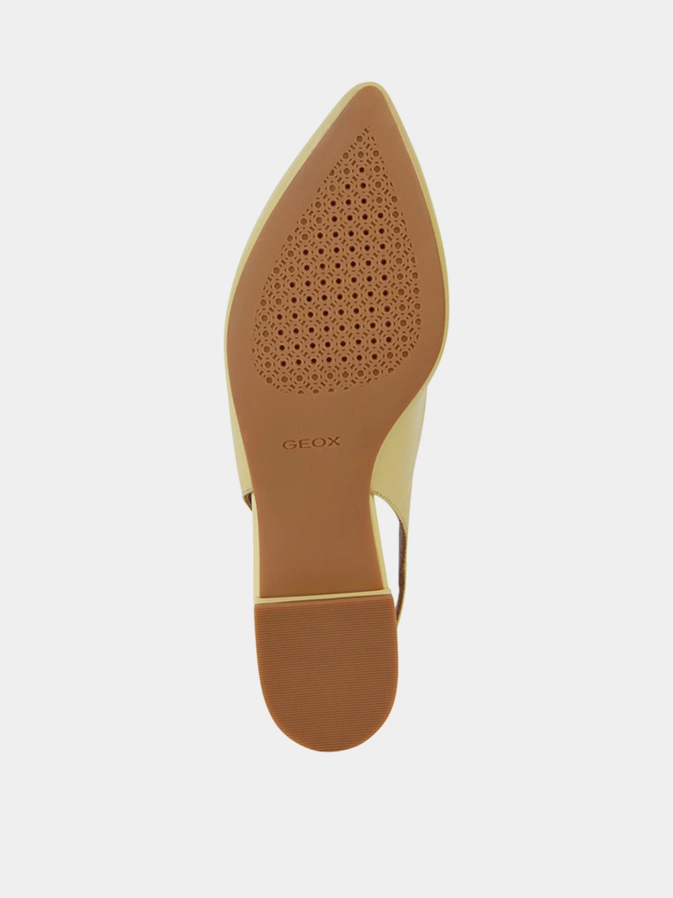Туфли и лоферы Geox Charyssa модель D459BB-000TU-C2004 Туфли и лоферы Geox Charyssa модель D459BB-000TU-C2004 Фото