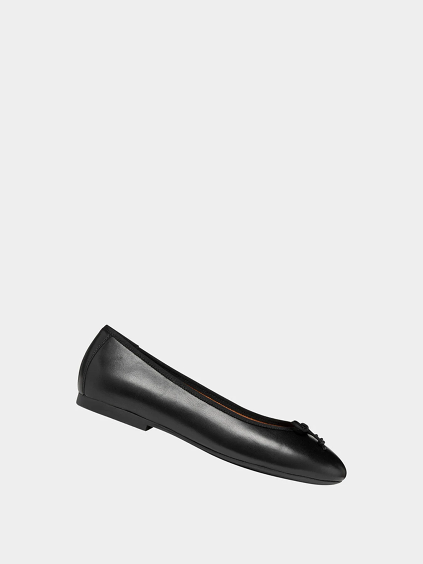 Туфли и лоферы Geox NEW PALMARIA модель D654JF-0TU11-C9999 Туфли и лоферы Geox NEW PALMARIA модель D654JF-0TU11-C9999 Фото