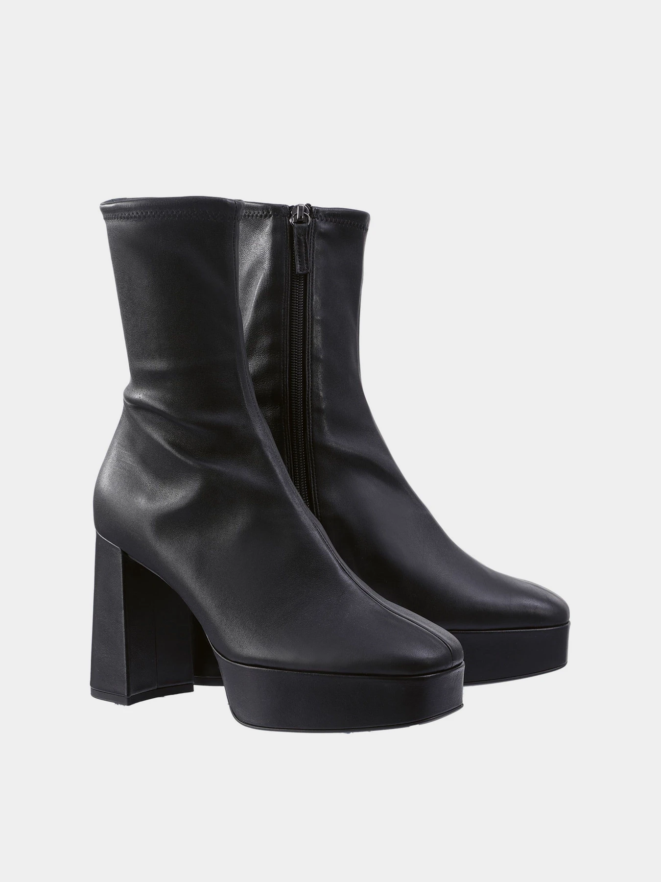 Ботинки и сапоги Hogl Cora модель 6-106918-0100 Ботинки и сапоги Hogl Cora модель 6-106918-0100 Фото