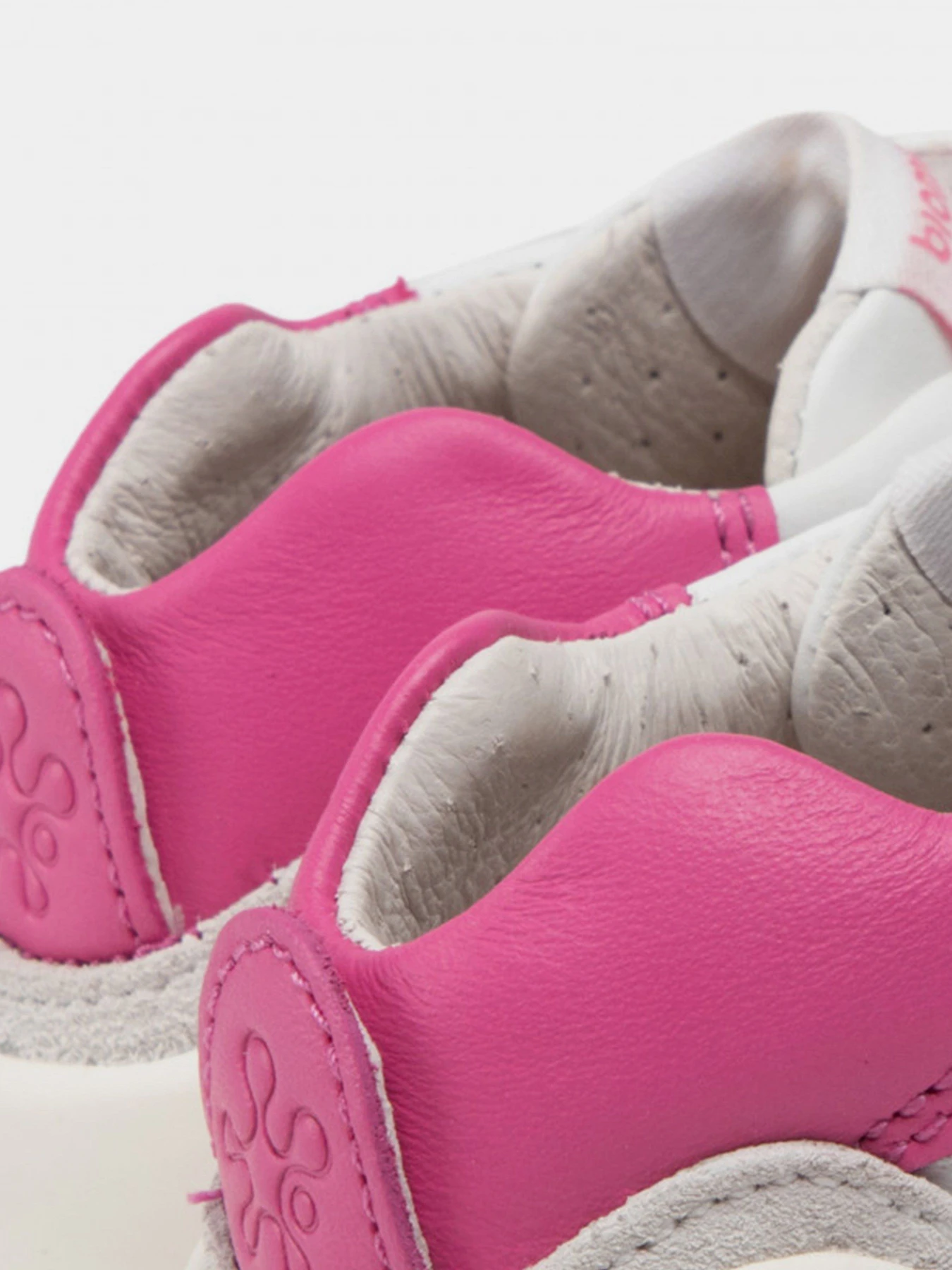 Кеди Biomecanics модель 222125-C Кеди Biomecanics модель 222125-C Фото