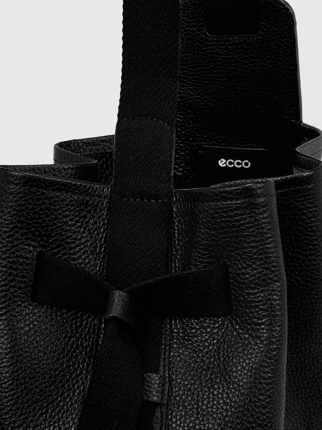 Сумки ECCO Compact Sail модель 910723790000 Сумки ECCO Compact Sail модель 910723790000 Фото