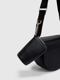 Сумки ECCO Textureblock Saddle модель 910582390000 Фото