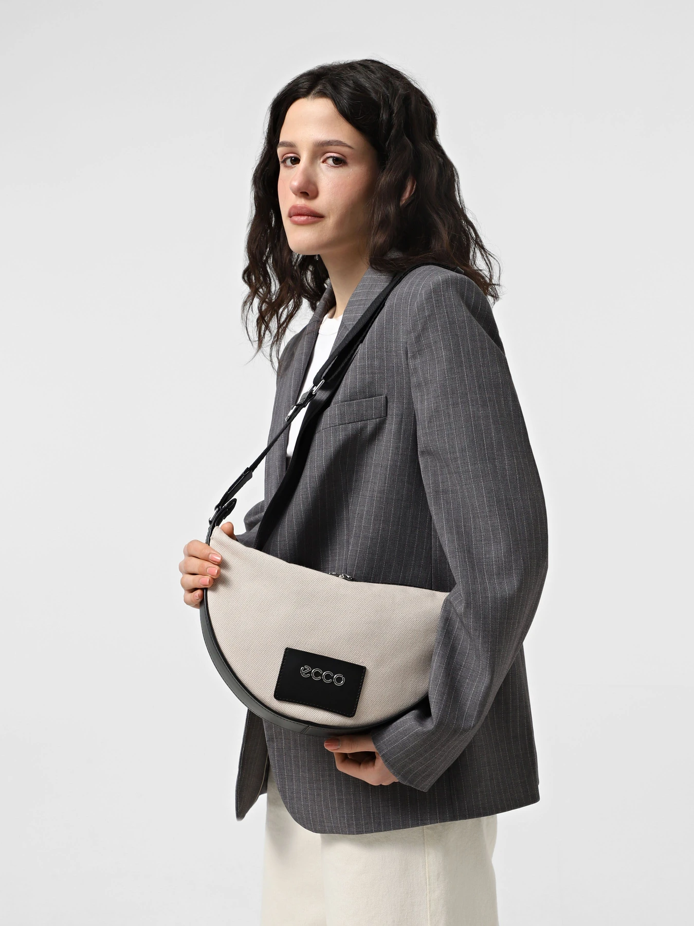 Сумки ECCO FORTUNE BAG M модель 910803690205 Фото
