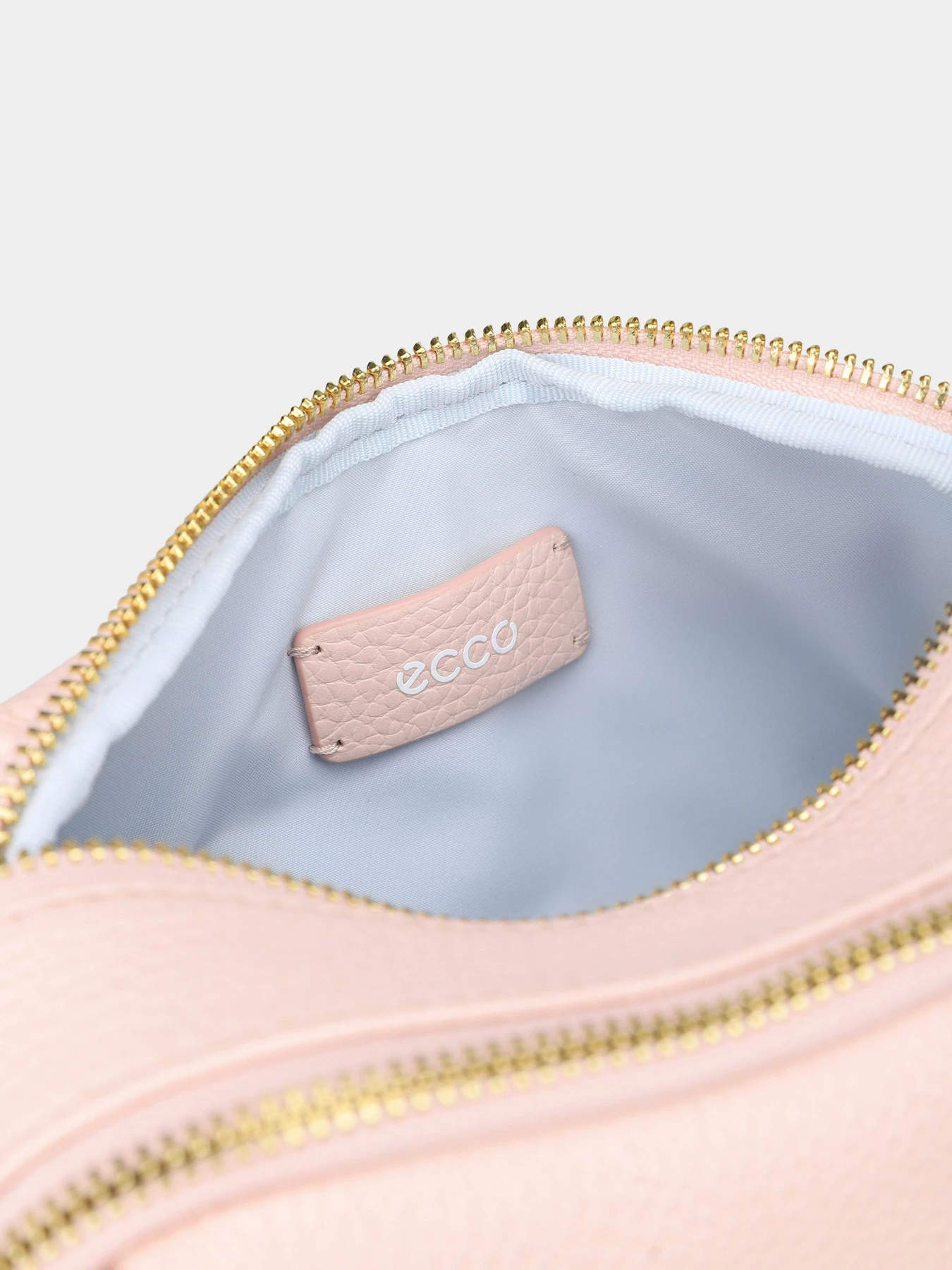 Сумки ECCO CAMERA BAG модель 910821490250 Сумки ECCO CAMERA BAG модель 910821490250 Фото