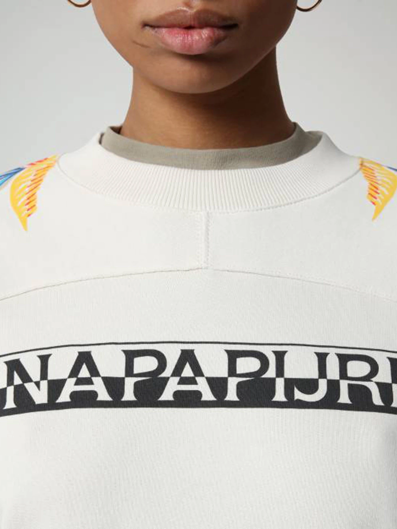Худи и свитшоты Napapijri Belor модель NP0A4F8ANA91 Худи и свитшоты Napapijri Belor модель NP0A4F8ANA91 Фото
