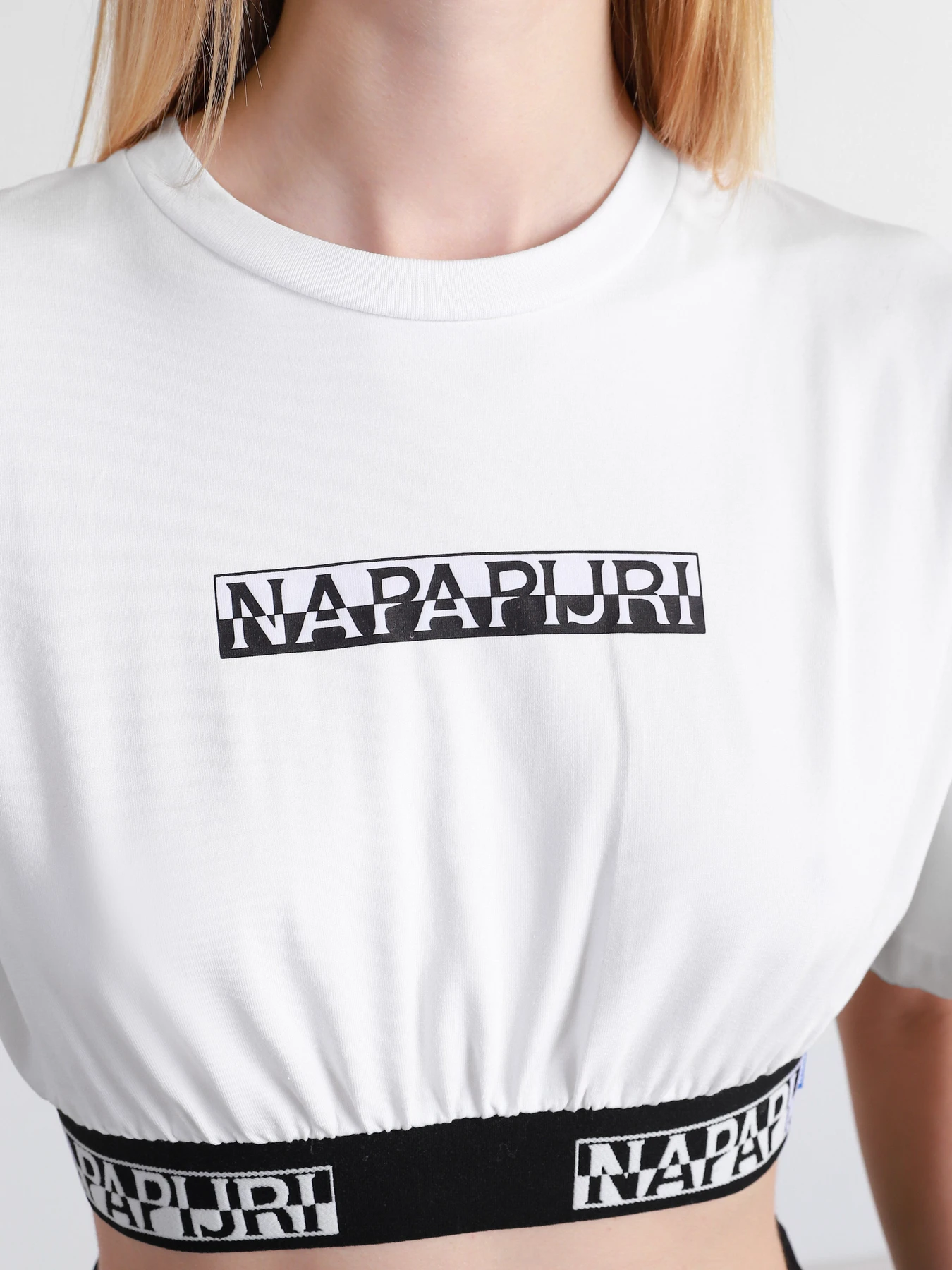 Футболки и поло Napapijri S-Box модель NP0A4FCO0021 Футболки и поло Napapijri S-Box модель NP0A4FCO0021 Фото
