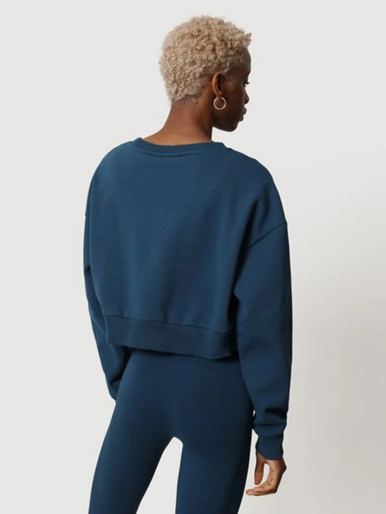 Худи и свитшоты Napapijri B-BOX W CROPPED C 1 модель NP0A4FSEBB81 Худи и свитшоты Napapijri B-BOX W CROPPED C 1 модель NP0A4FSEBB81 Фото