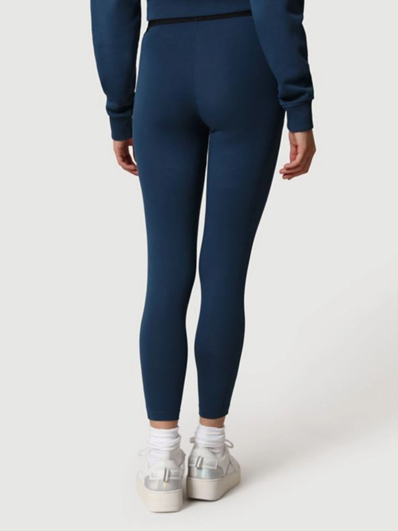 Брюки Napapijri M-BOX LEGGINGS 2 модель NP0A4FSJBB81 Брюки Napapijri M-BOX LEGGINGS 2 модель NP0A4FSJBB81 Фото