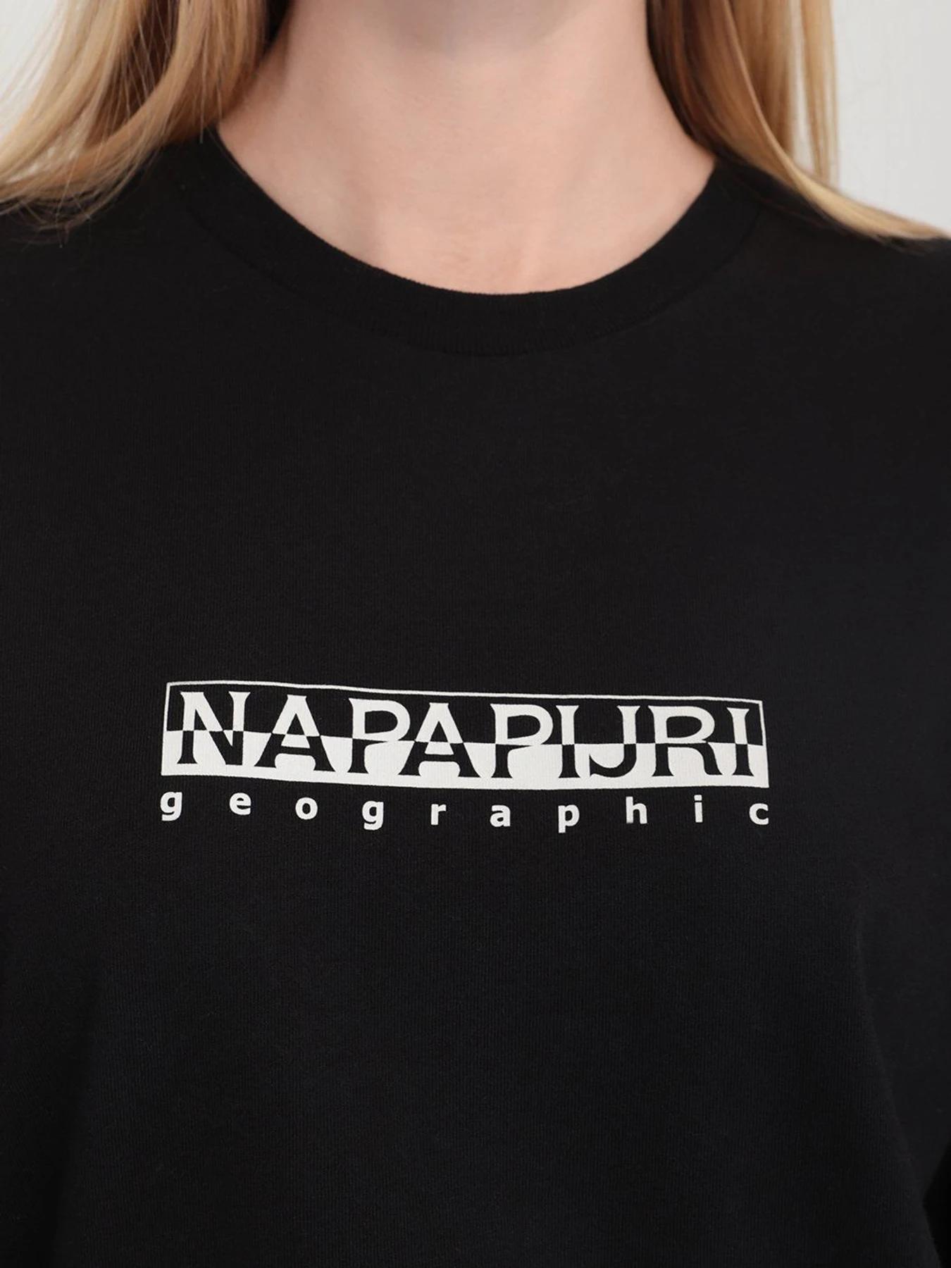Худи и свитшоты Napapijri Box модель NP0A4FSP0411 Худи и свитшоты Napapijri Box модель NP0A4FSP0411 Фото