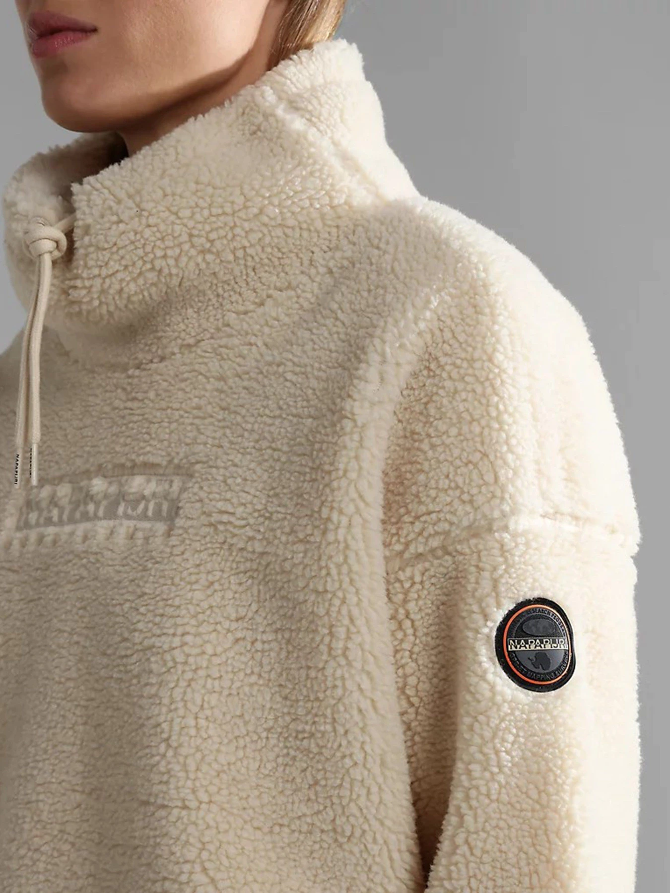 Худи и свитшоты Napapijri Teide Turtle Neck модель NP0A4GPGNS51 Худи и свитшоты Napapijri Teide Turtle Neck модель NP0A4GPGNS51 Фото