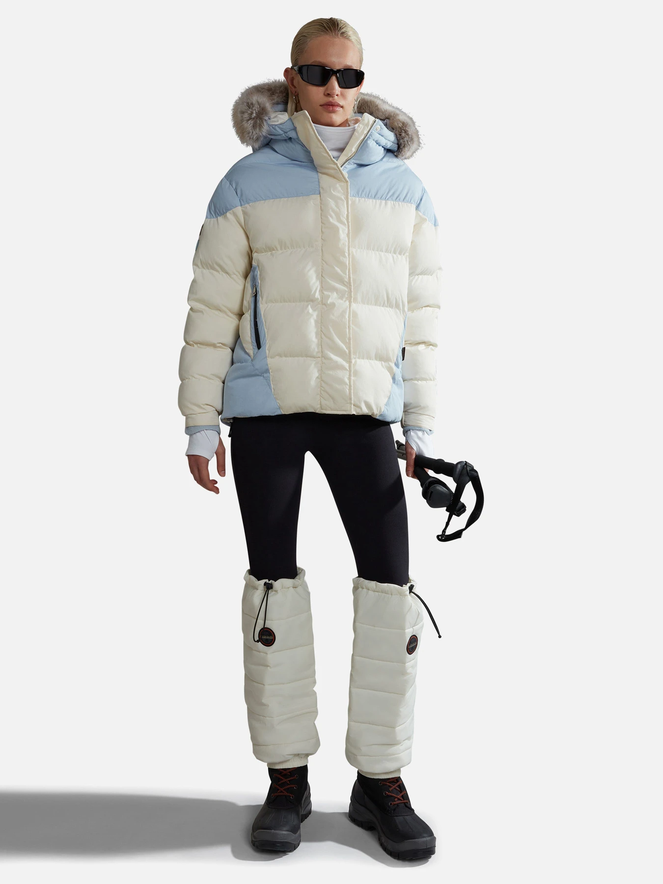 Куртки и дубленки Napapijri Ronne Puffer модель NP0A4HCHMD81 Куртки и дубленки Napapijri Ronne Puffer модель NP0A4HCHMD81 Фото