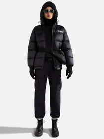 Куртки и дубленки Napapijri Box Medium Puffer модель NP0A4HCP0411 Фото