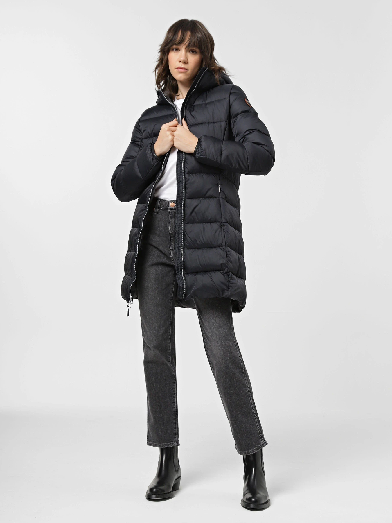 Куртки и дубленки Napapijri Aerons Rise модель NP0A4HCQ0411 Куртки и дубленки Napapijri Aerons Rise модель NP0A4HCQ0411 Фото