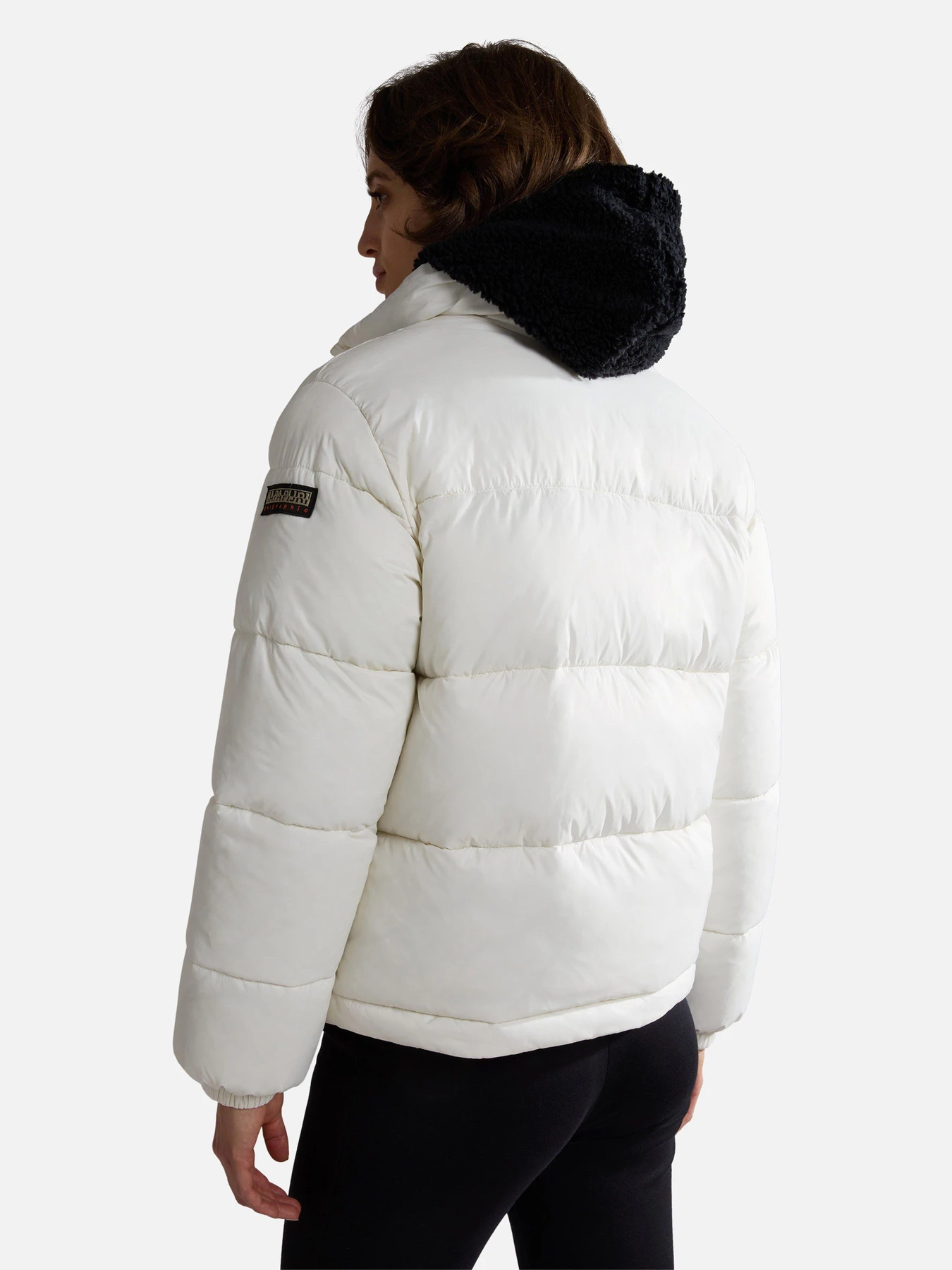 Куртки и дубленки Napapijri Box Puffer модель NP0A4HJVN1A1 Куртки и дубленки Napapijri Box Puffer модель NP0A4HJVN1A1 Фото