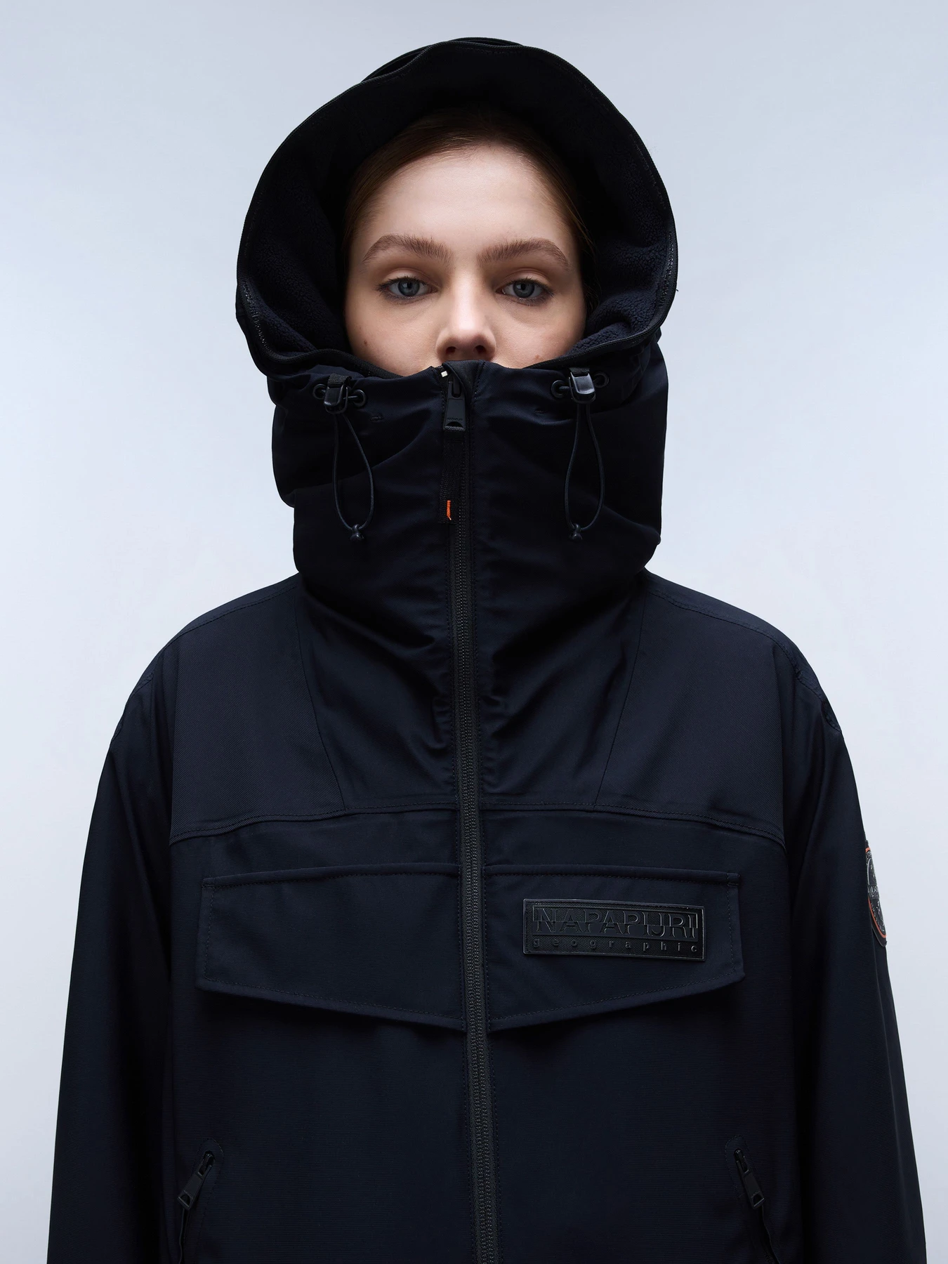 Куртки та дублянки Napapijri Rainforest Tech модель NP0A4IAD0411 Куртки та дублянки Napapijri Rainforest Tech модель NP0A4IAD0411 Фото