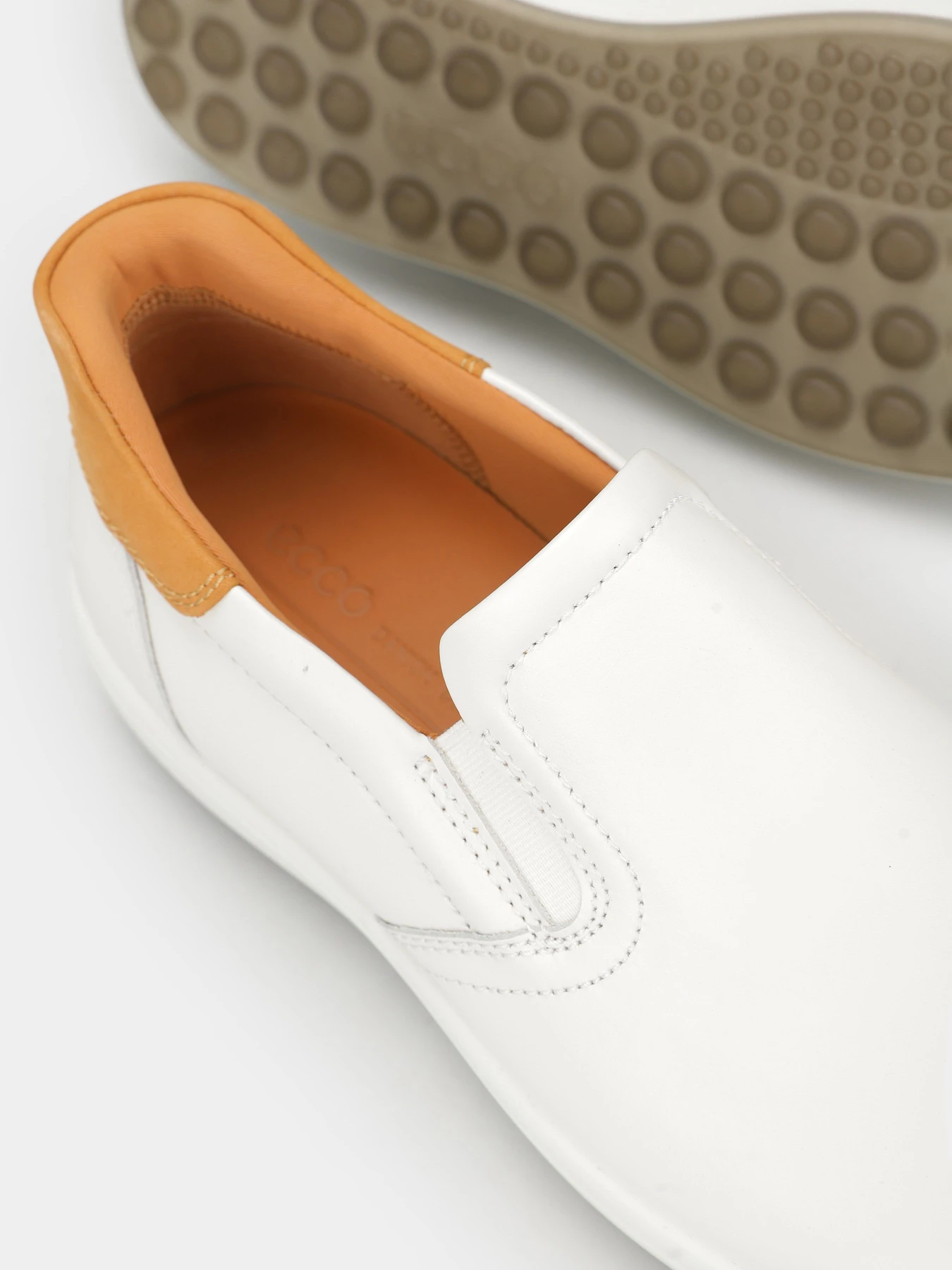 Слипоны и мокасины ECCO SOFT 7 M модель 47083450104 Слипоны и мокасины ECCO SOFT 7 M модель 47083450104 Фото