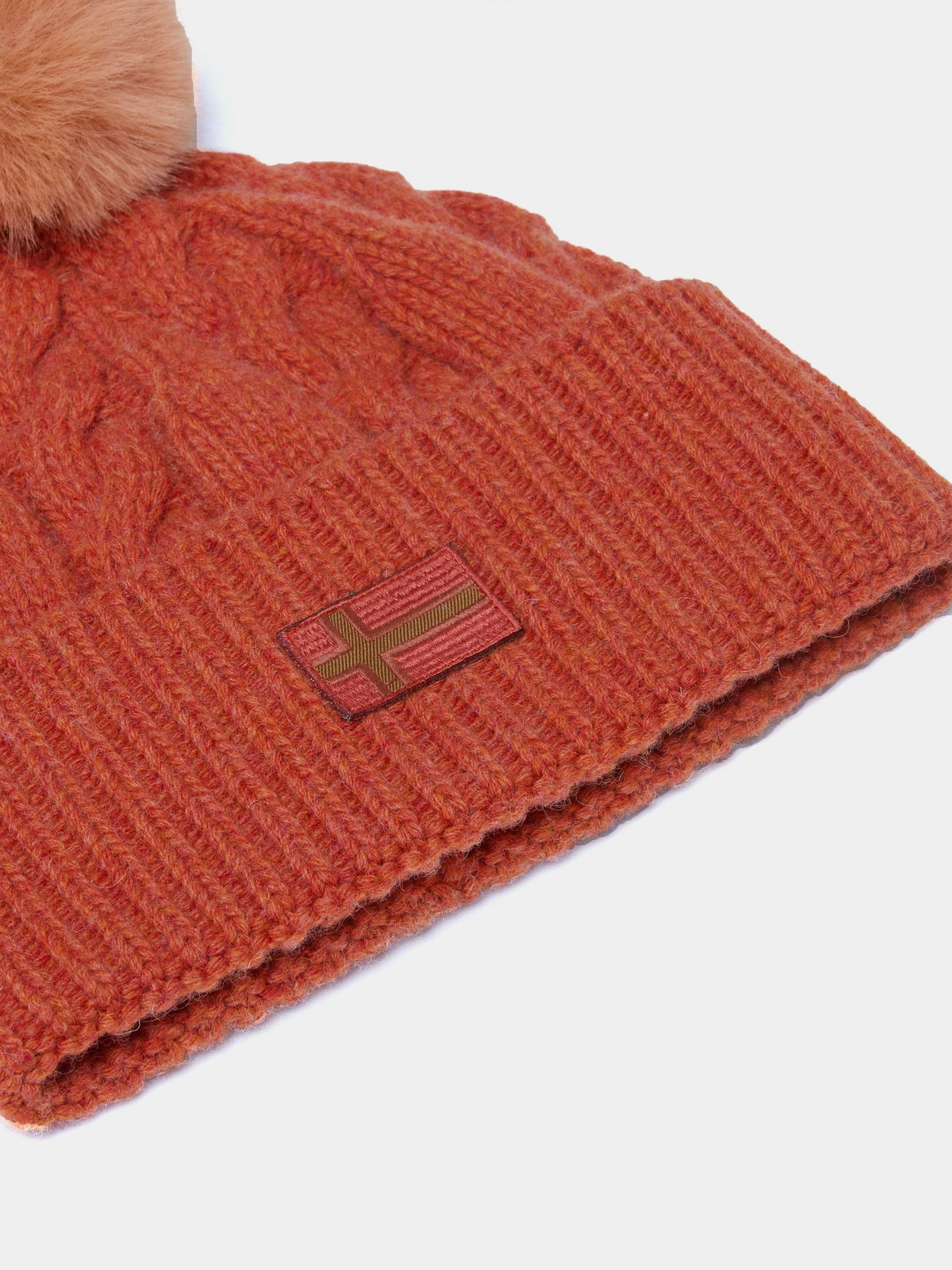 Шапки та кепки Napapijri F-Necker модель NP0A4I82R1B1 Шапки та кепки Napapijri F-Necker модель NP0A4I82R1B1 Фото