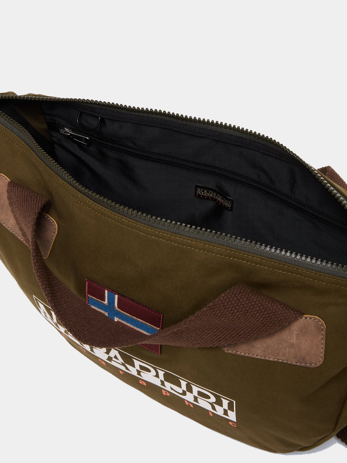 Сумки Napapijri H-REFLECT SLING модель NP0A4FHWG3A1 Сумки Napapijri H-REFLECT SLING модель NP0A4FHWG3A1 Фото