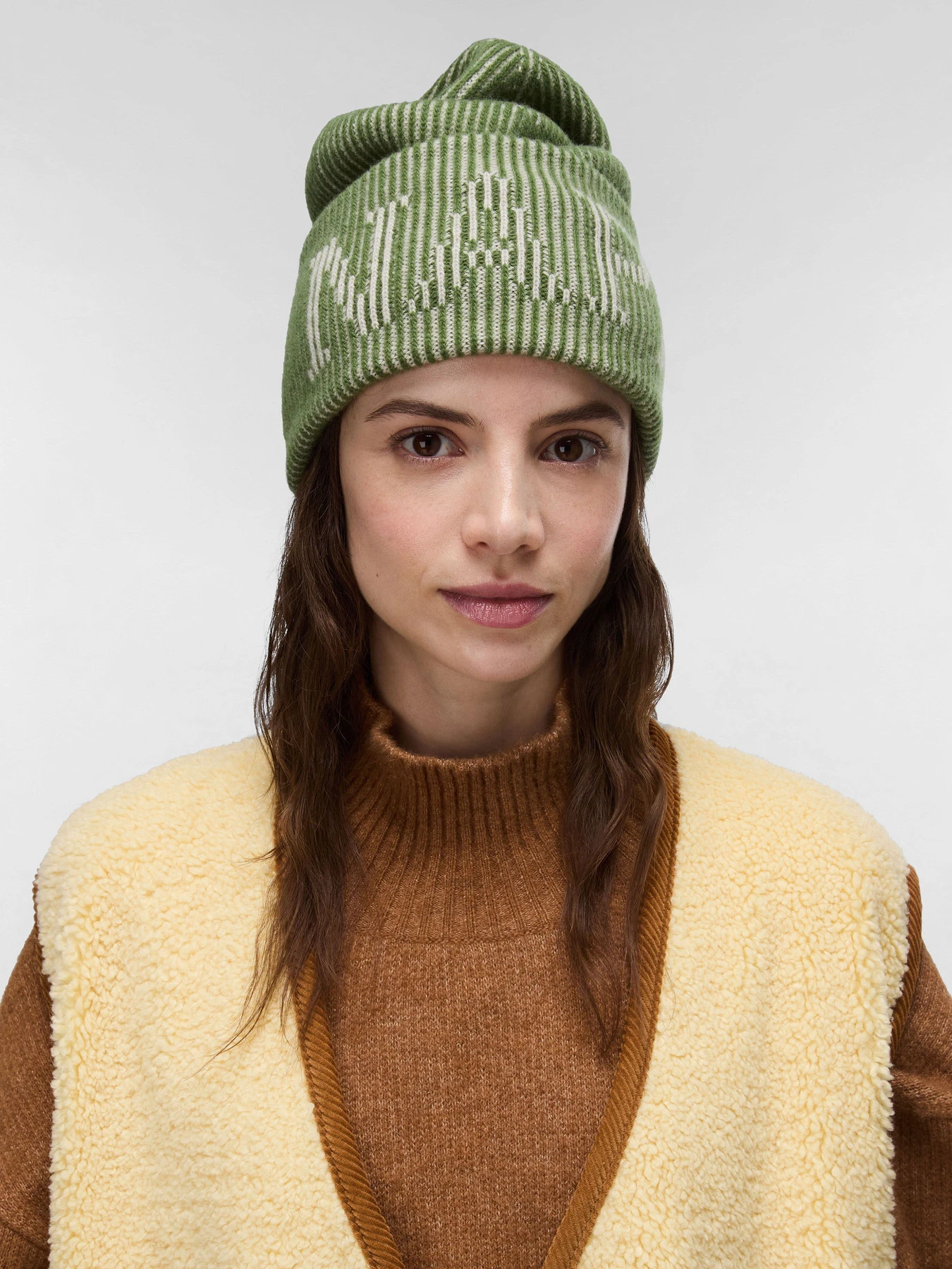 Шапки та кепки Napapijri F-IWA BEANIE AVOCADO G4C модель NP0A8BAHG4C1 Фото