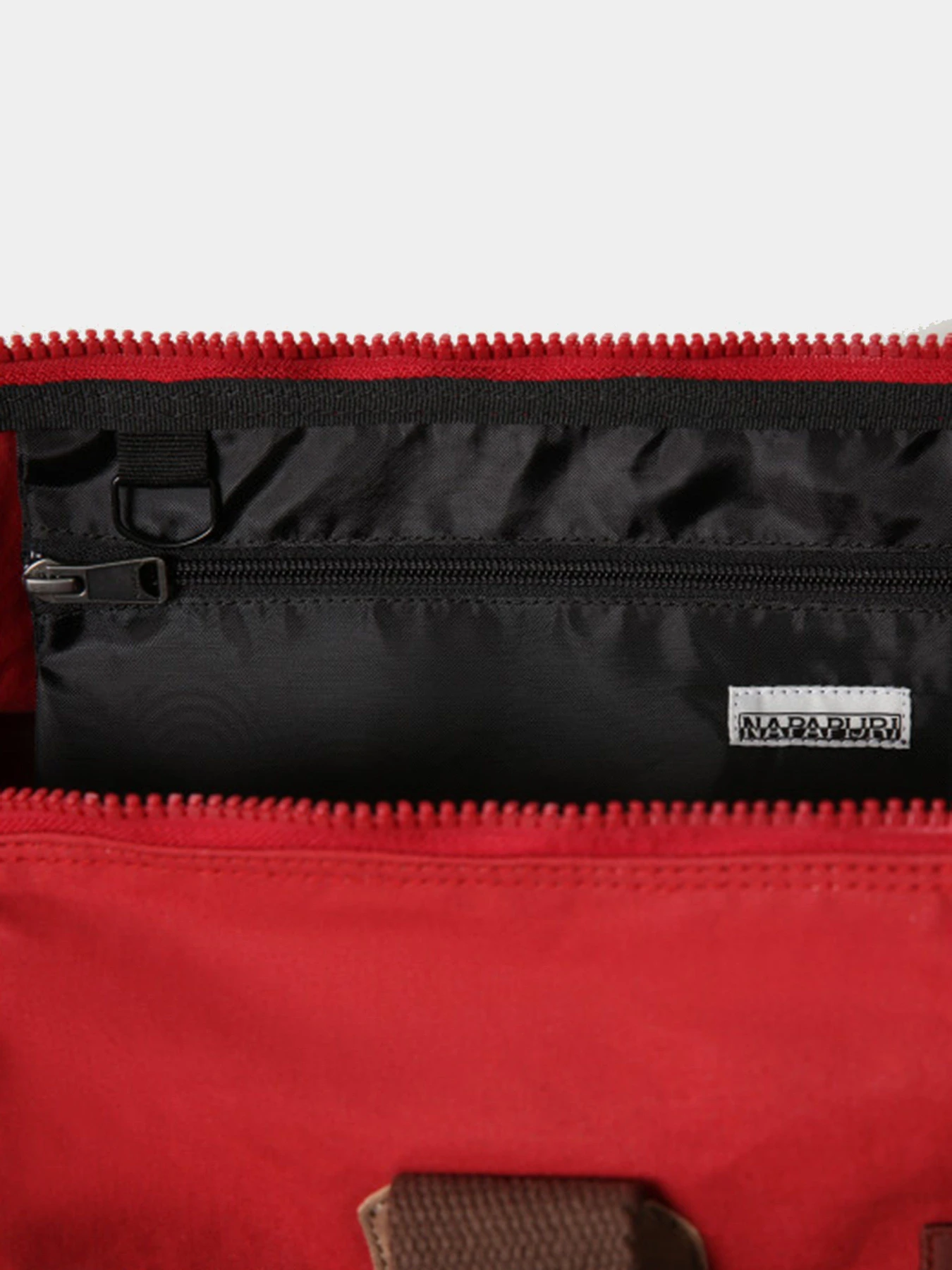 Сумки Napapijri Hering Duffle 2 модель NP0A4EUD0941 Сумки Napapijri Hering Duffle 2 модель NP0A4EUD0941 Фото