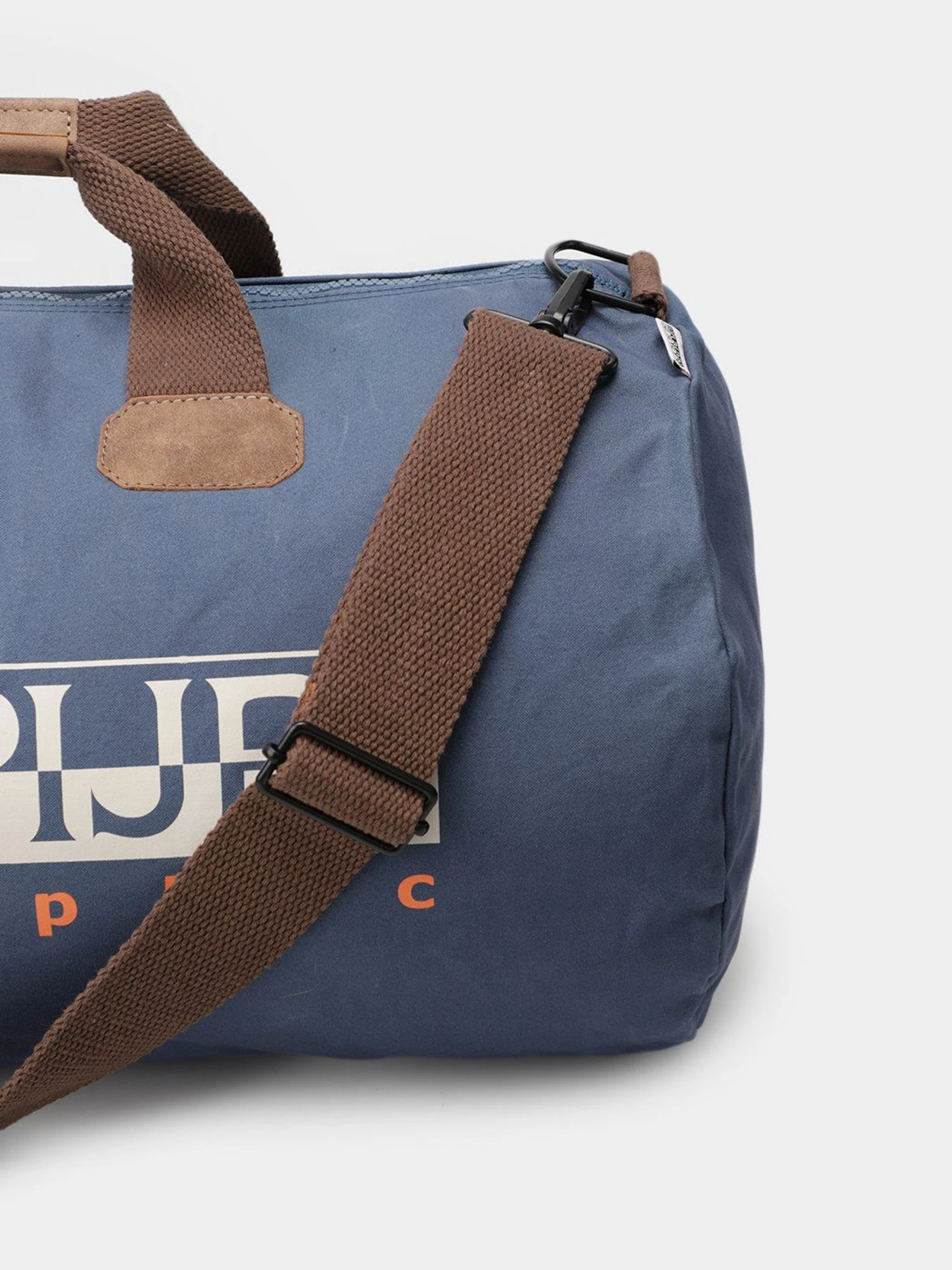 Сумки Napapijri Duffle Bag Bering модель NP0A4EUCBB81 Фото