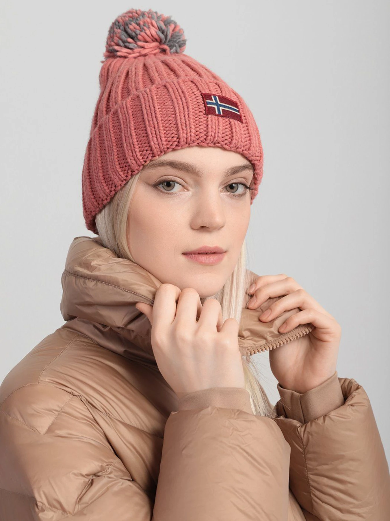 Шапки и кепки Napapijri Semiury модель NP0A4FRZPB11 Шапки и кепки Napapijri Semiury модель NP0A4FRZPB11 Фото