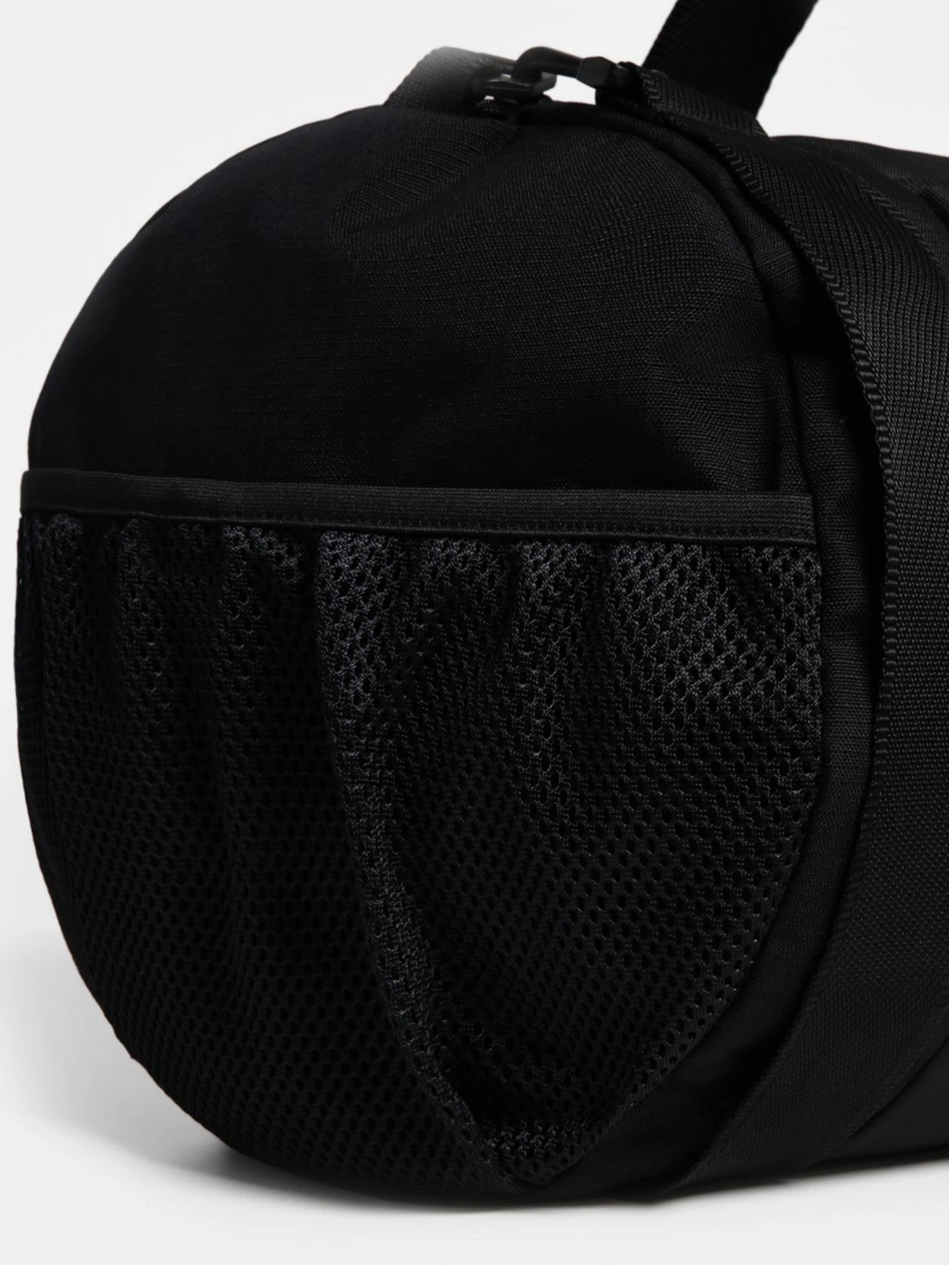 Сумки Napapijri Duffle Rocher модель NP0A4GFR0411 Сумки Napapijri Duffle Rocher модель NP0A4GFR0411 Фото