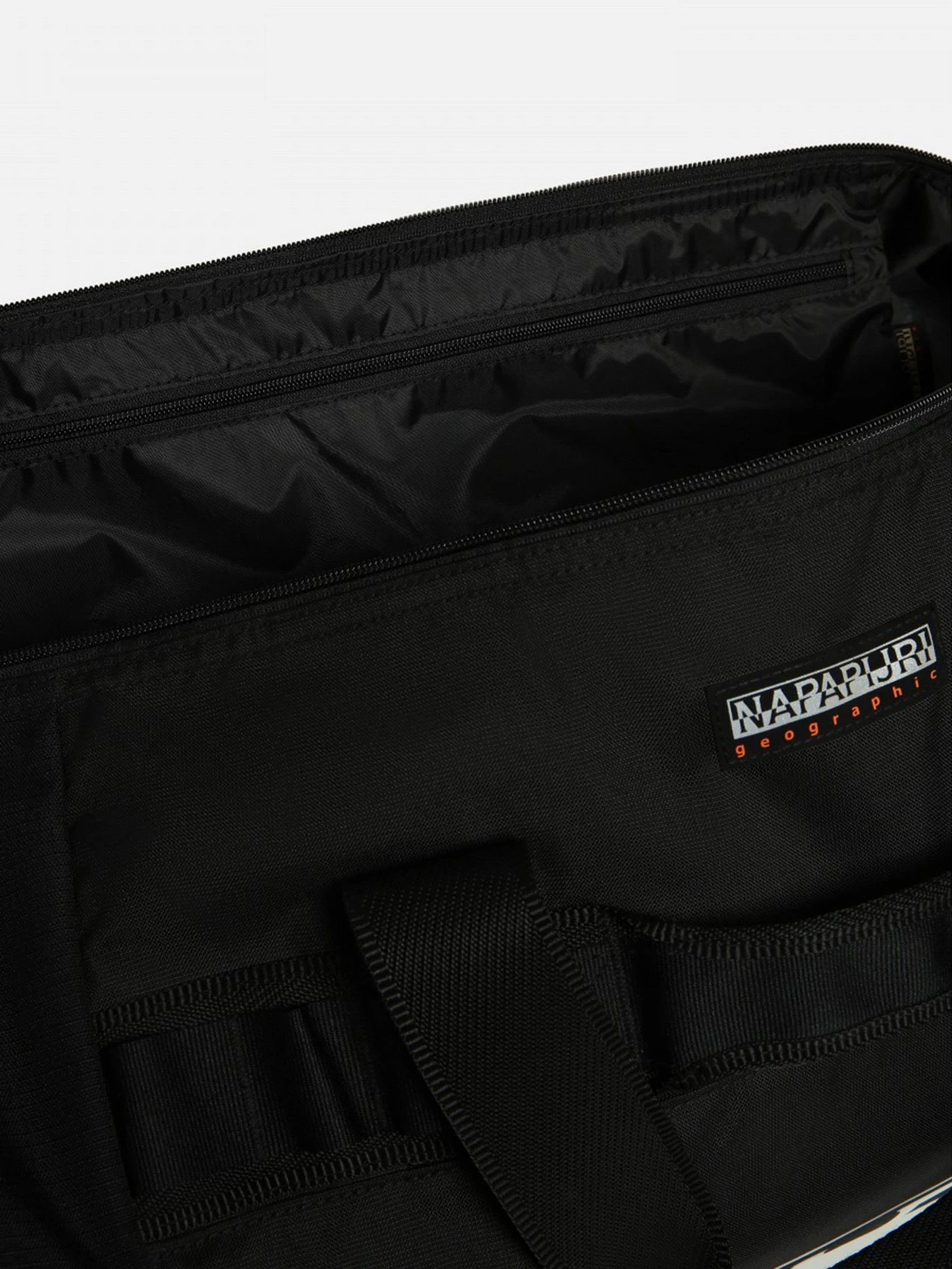 Сумки Napapijri Duffle Rocher модель NP0A4GFR0411 Сумки Napapijri Duffle Rocher модель NP0A4GFR0411 Фото
