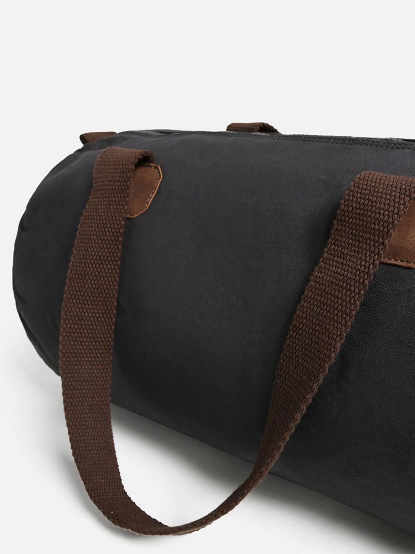 Сумки Napapijri Duffle Bering Small модель NP0A4GGL1981 Фото