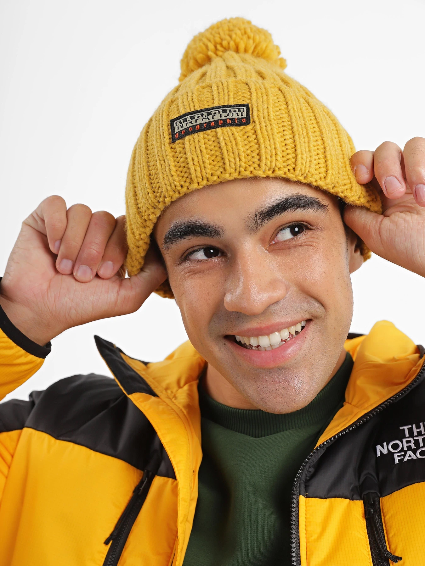 Шапки и кепки Napapijri Fea Beanie модель NP0A4GKAY1H1 Шапки и кепки Napapijri Fea Beanie модель NP0A4GKAY1H1 Фото
