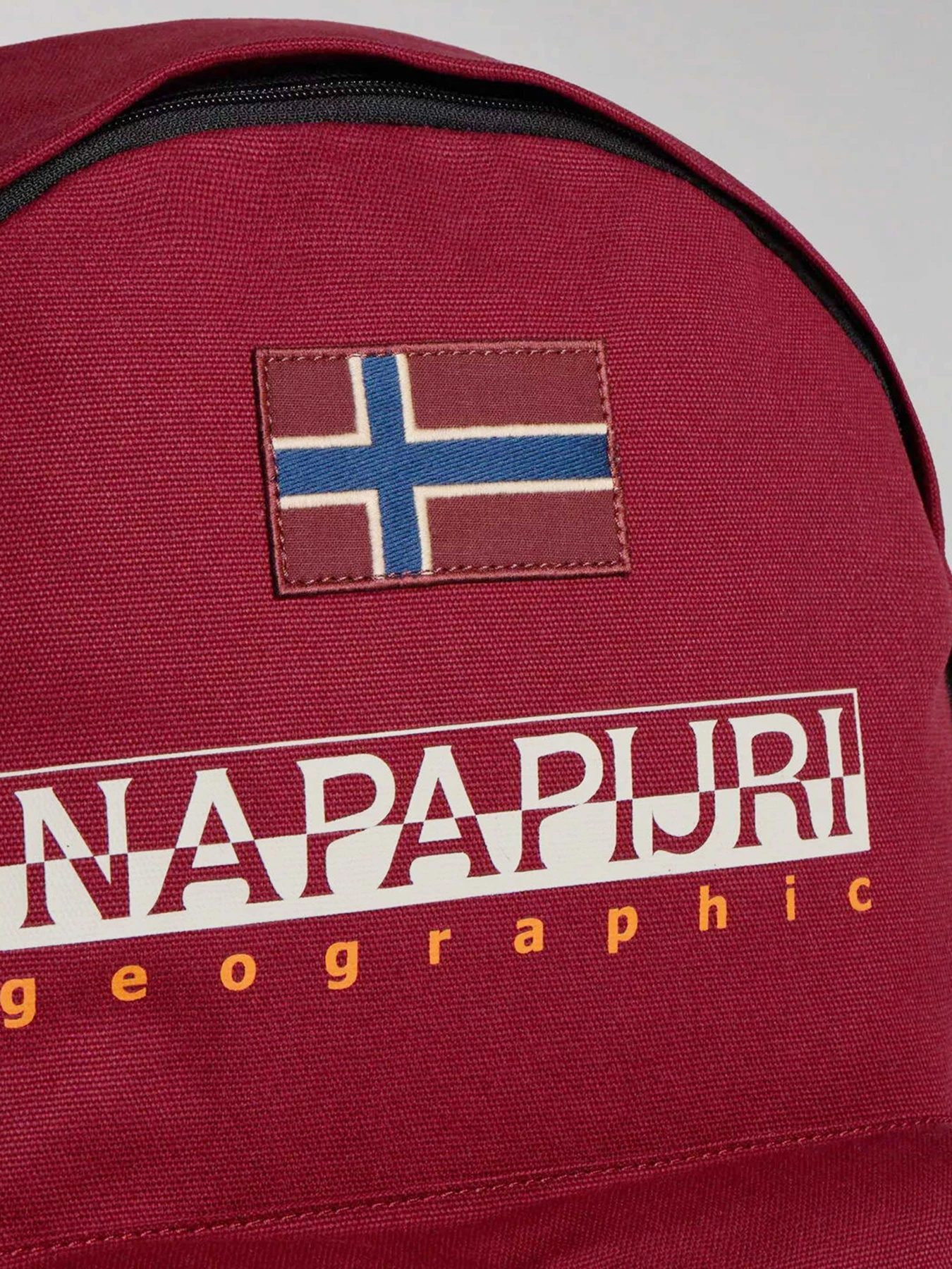 Рюкзаки Napapijri Hering модель NP0A4G99R541 Рюкзаки Napapijri Hering модель NP0A4G99R541 Фото