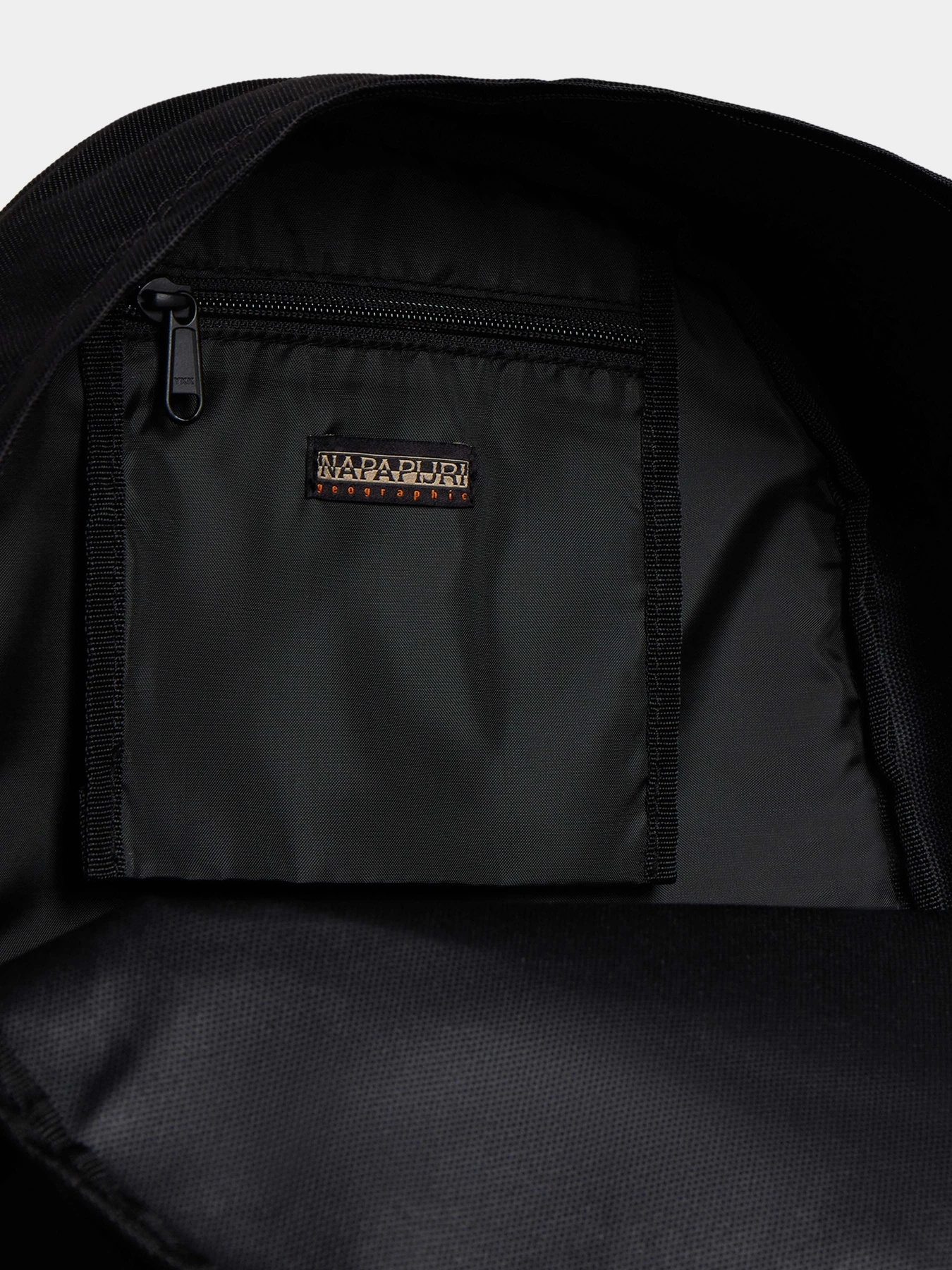 Рюкзаки Napapijri Happy 19L модель NP0A4HBC0411 Рюкзаки Napapijri Happy 19L модель NP0A4HBC0411 Фото