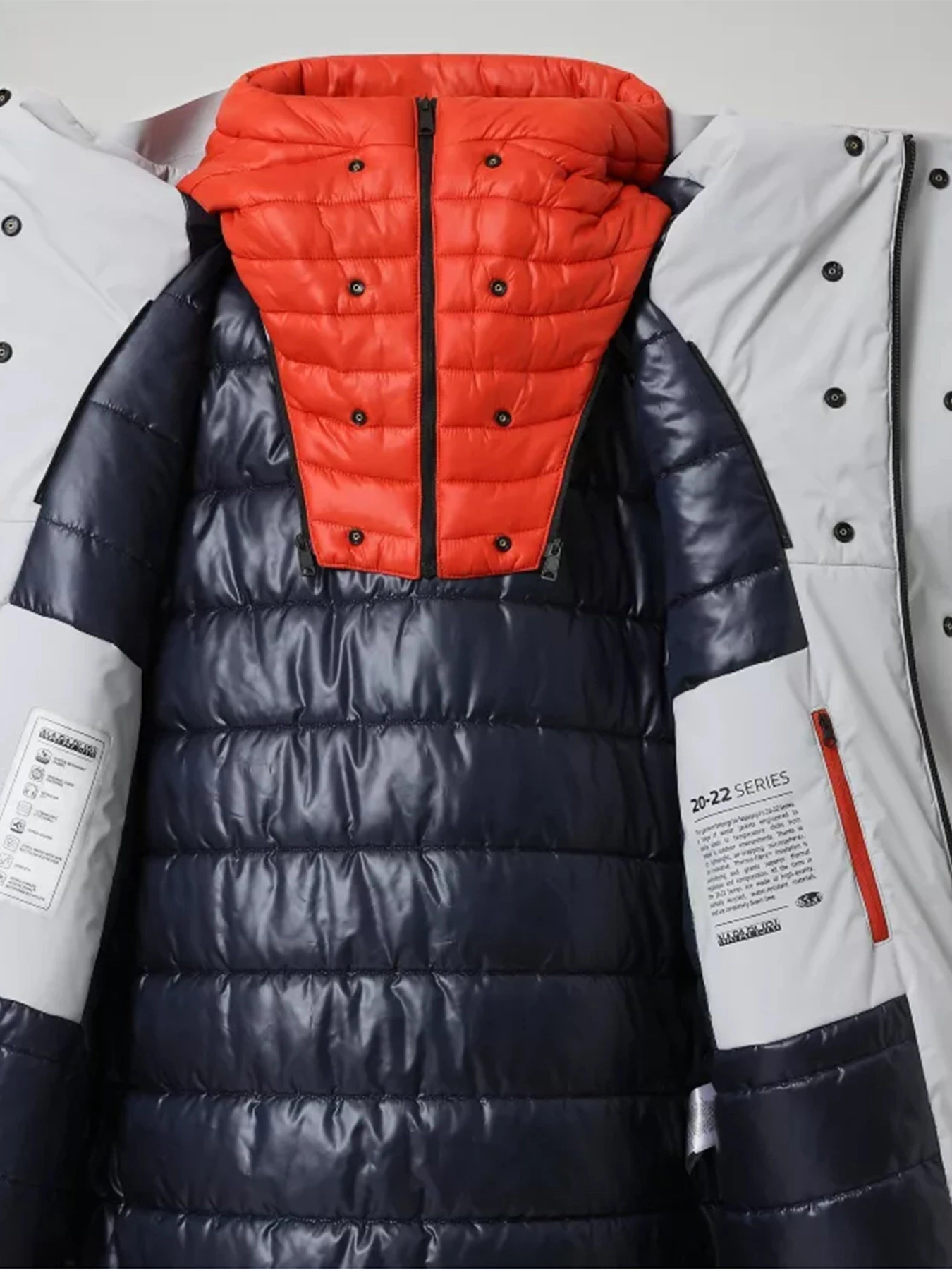 Куртки та дублянки Napapijri Fahrenheit модель NP0A4EK1H751 Куртки та дублянки Napapijri Fahrenheit модель NP0A4EK1H751 Фото