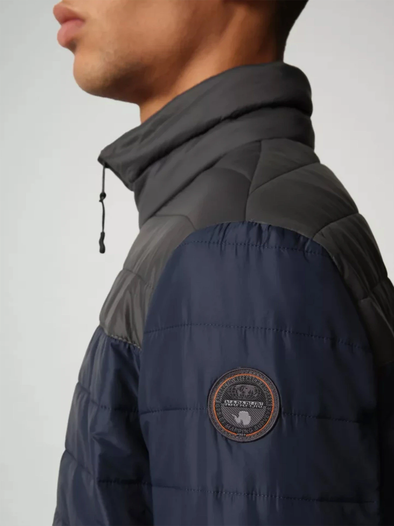 Куртки та дублянки Napapijri Puffer Acalmar модель NP0A4FHM1761 Куртки та дублянки Napapijri Puffer Acalmar модель NP0A4FHM1761 Фото