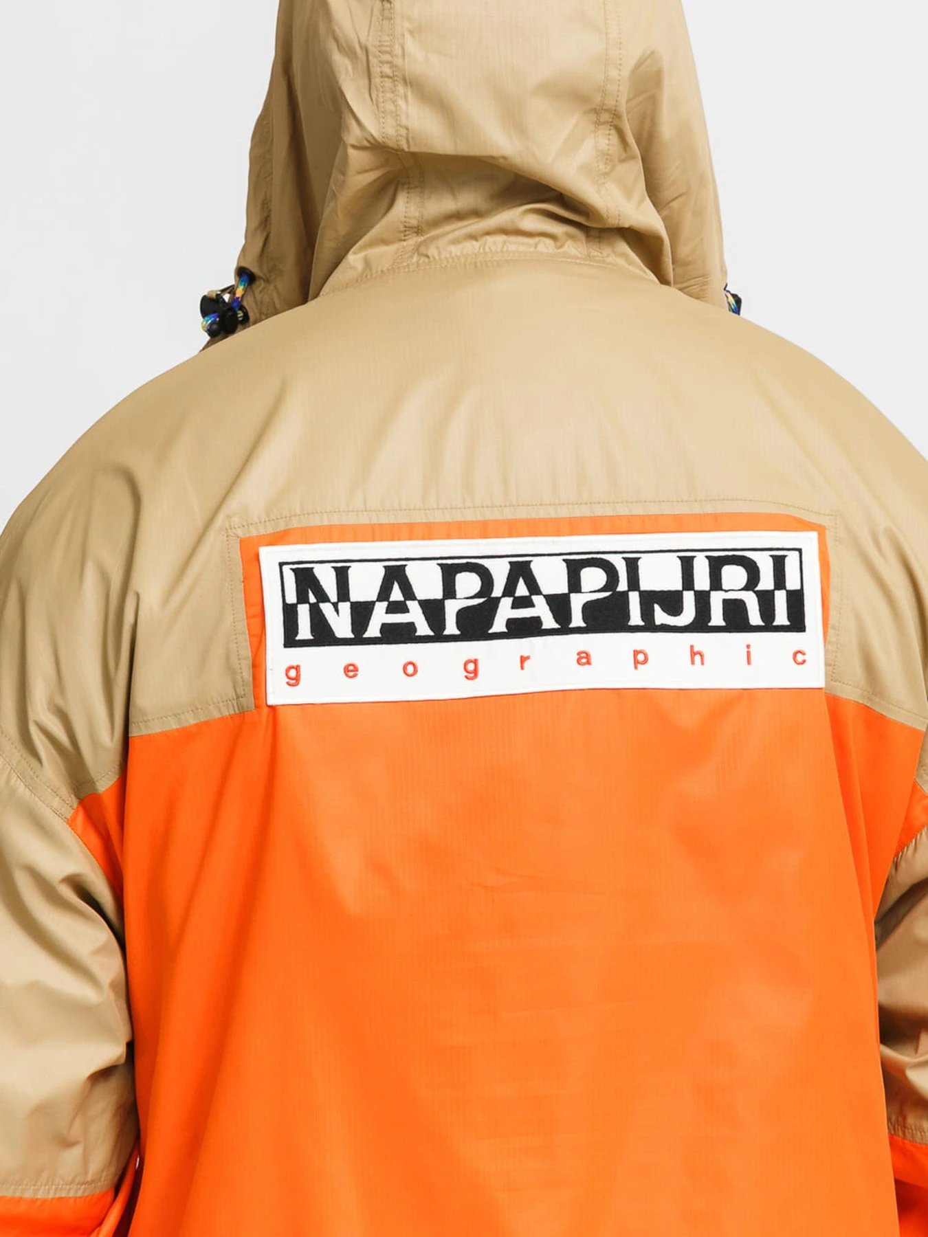 Куртки и дубленки Napapijri Kalalau модель NP0A4FBL8M91 Куртки и дубленки Napapijri Kalalau модель NP0A4FBL8M91 Фото