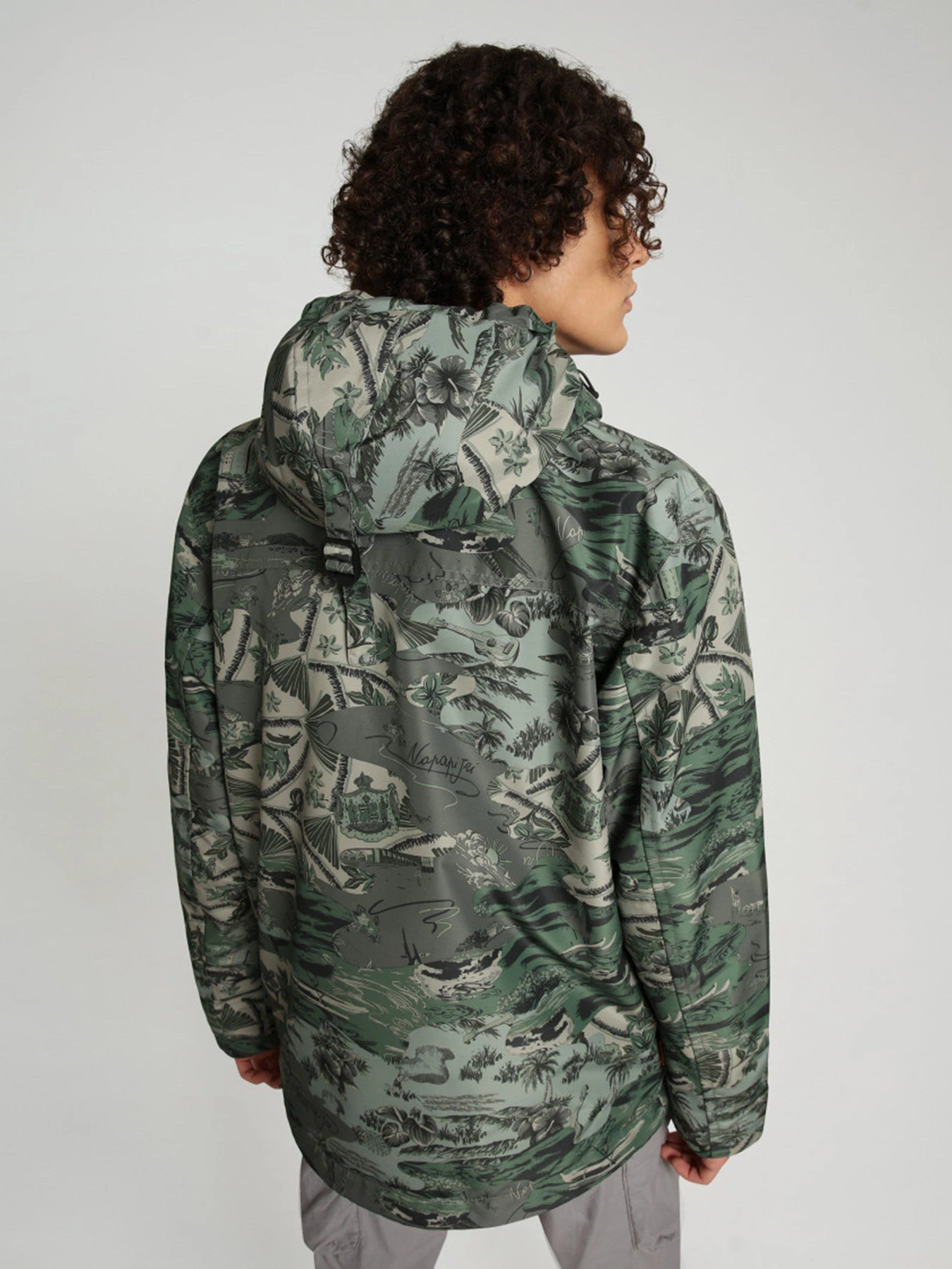 Куртки та дублянки Napapijri Rainforest Summer Print модель NP0A4FDLF3V1 Куртки та дублянки Napapijri Rainforest Summer Print модель NP0A4FDLF3V1 Фото