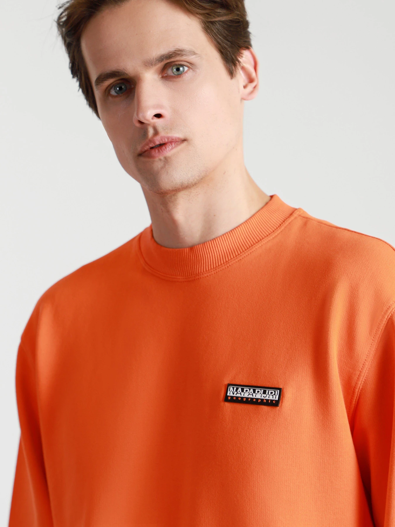Худи и свитшоты Napapijri Sweatshirt Patch модель NP0A4FF7A1A1 Худи и свитшоты Napapijri Sweatshirt Patch модель NP0A4FF7A1A1 Фото