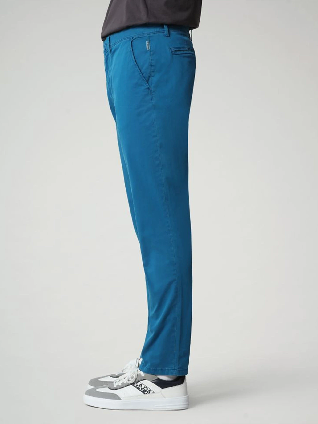 Брюки Napapijri Chino Pants Mana модель NP0A4FA8BC91 Брюки Napapijri Chino Pants Mana модель NP0A4FA8BC91 Фото