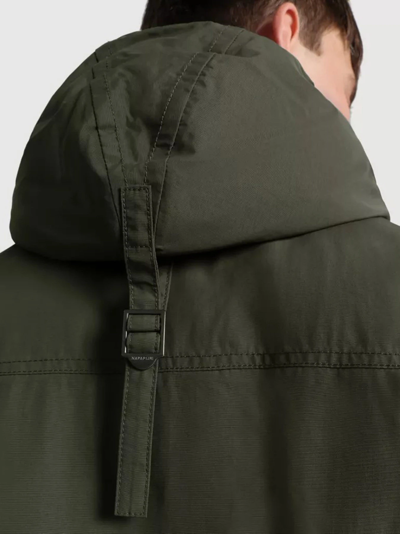 Куртки та дублянки Napapijri Rainforest Winter Pocket модель NP0A4EGYGE41 Куртки та дублянки Napapijri Rainforest Winter Pocket модель NP0A4EGYGE41 Фото
