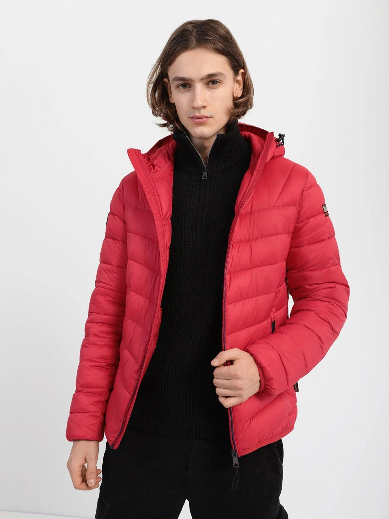 Куртки та дублянки Napapijri Aerons Hood модель NP0A4FPYR171 Куртки та дублянки Napapijri Aerons Hood модель NP0A4FPYR171 Фото