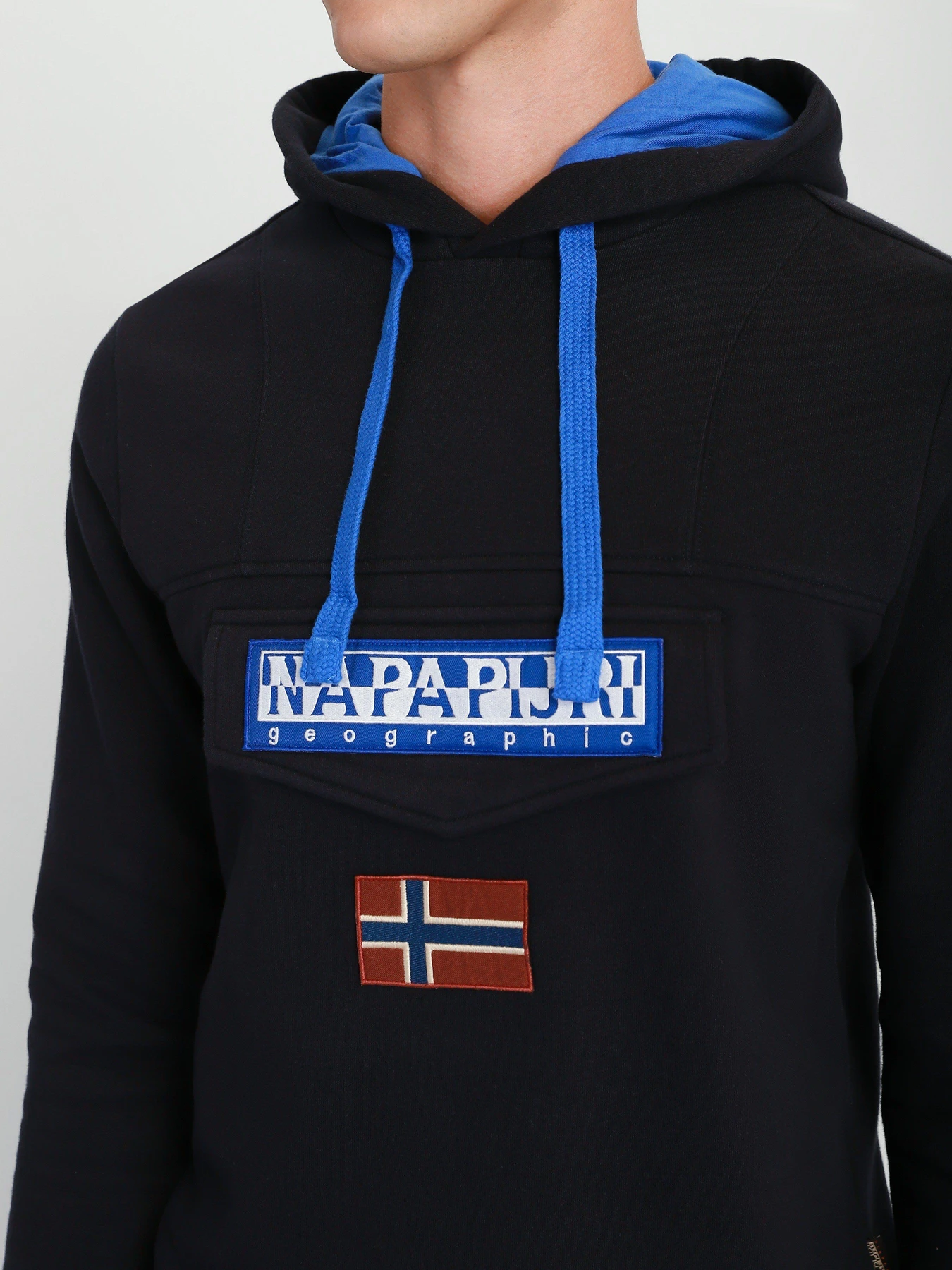 Худі та світшоти Napapijri Burgee модель NP0A4FQK1761 Худі та світшоти Napapijri Burgee модель NP0A4FQK1761 Фото