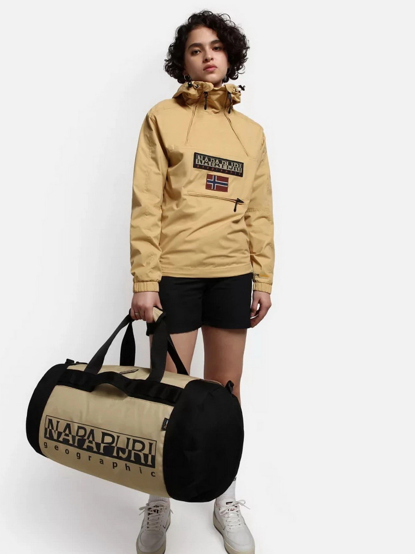 Куртки и дубленки Napapijri Northfarer модель NP0A4GE9WE11 Куртки и дубленки Napapijri Northfarer модель NP0A4GE9WE11 Фото