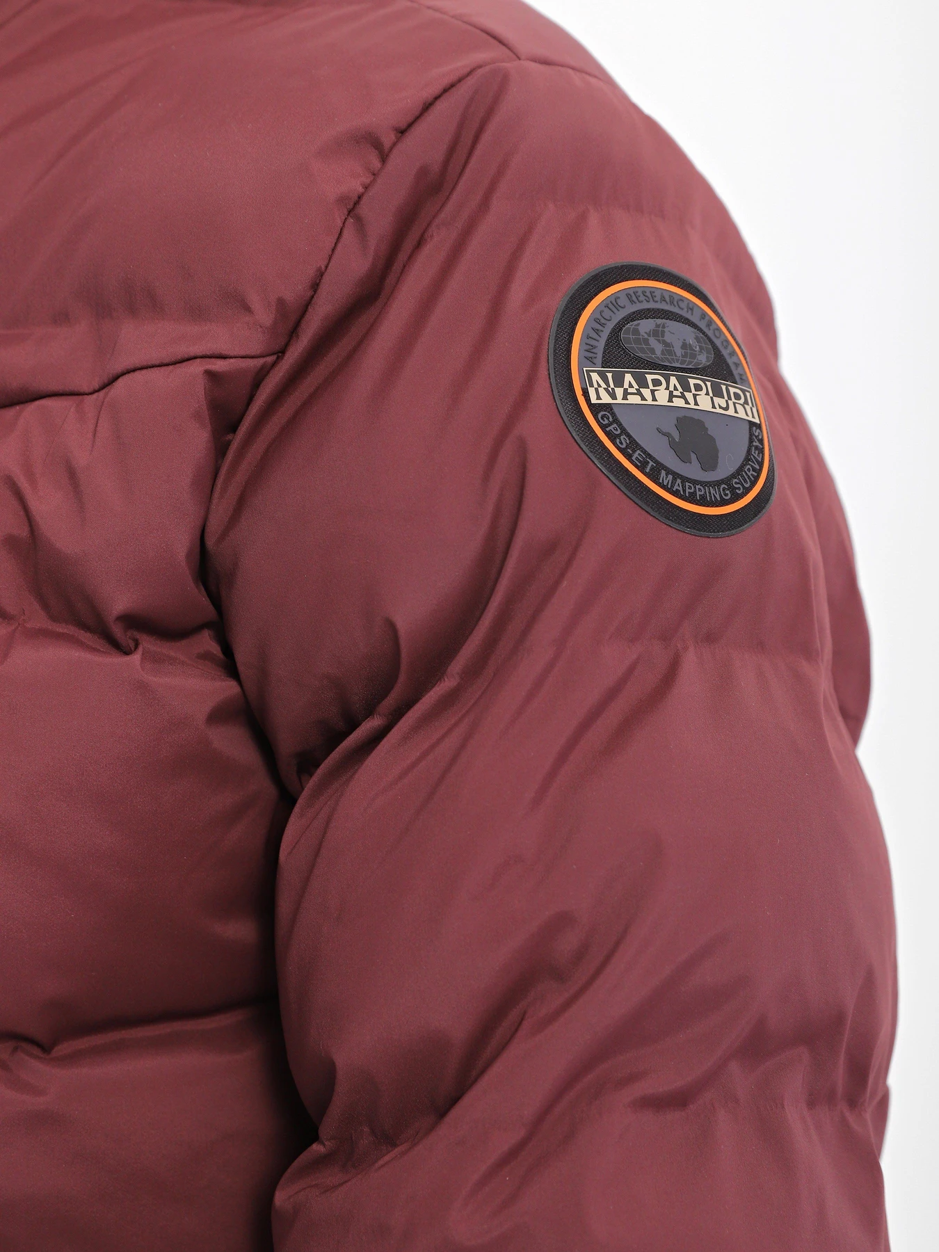 Куртки та дублянки Napapijri 20-22° Thermo Puffer модель NP0A4GO9RE71 Куртки та дублянки Napapijri 20-22° Thermo Puffer модель NP0A4GO9RE71 Фото