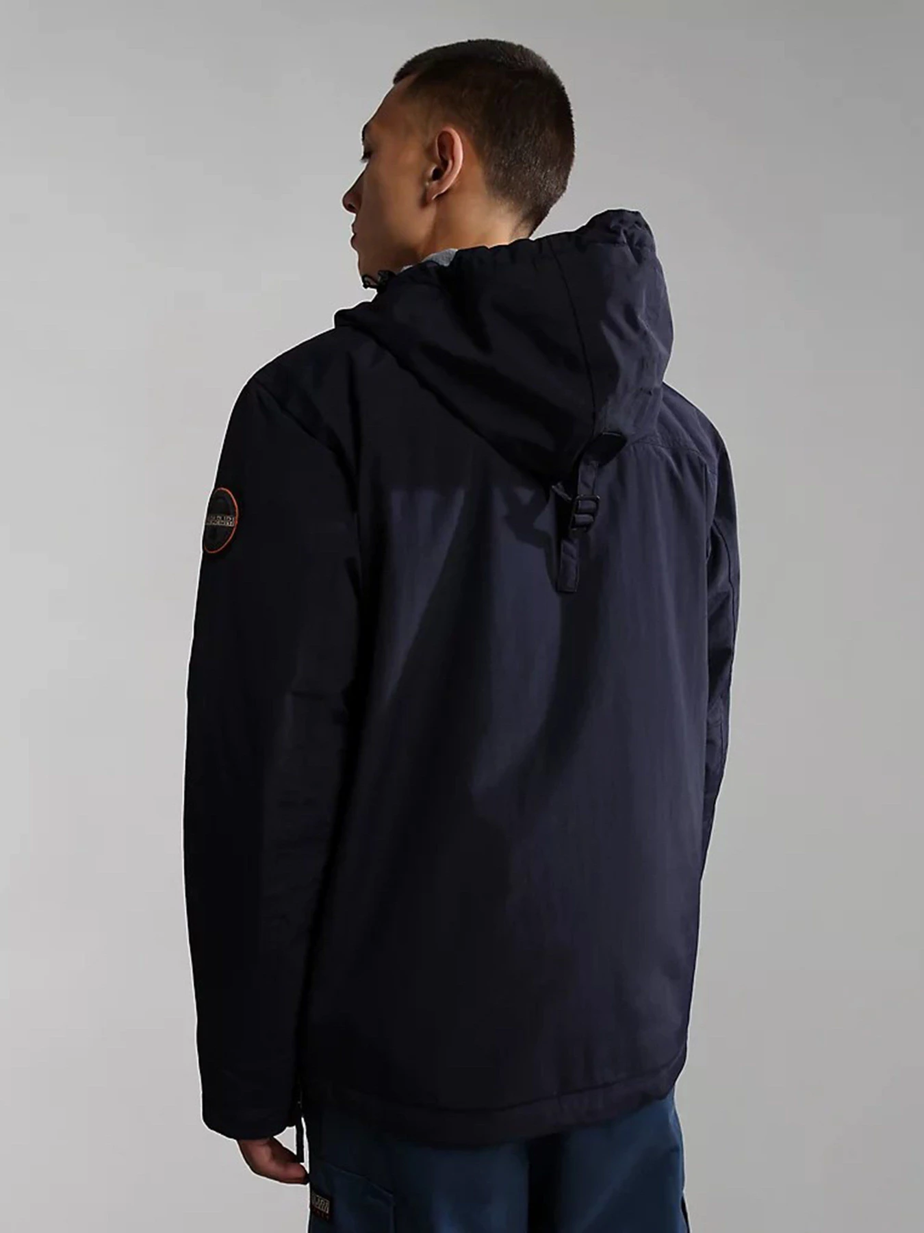Куртки и дубленки Napapijri Rainforest Pocket 2 модель NP0A4GMD1761 Куртки и дубленки Napapijri Rainforest Pocket 2 модель NP0A4GMD1761 Фото