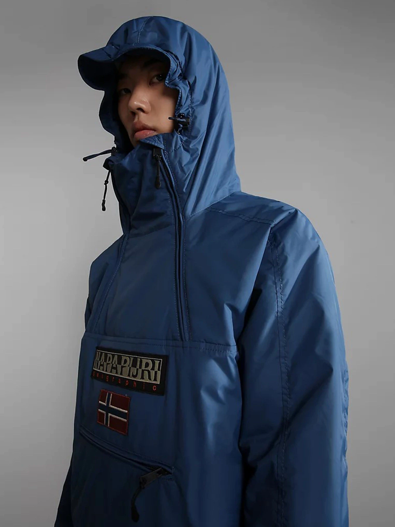 Куртки и дубленки Napapijri Northfarer модель NP0A4GS5BS51 Куртки и дубленки Napapijri Northfarer модель NP0A4GS5BS51 Фото